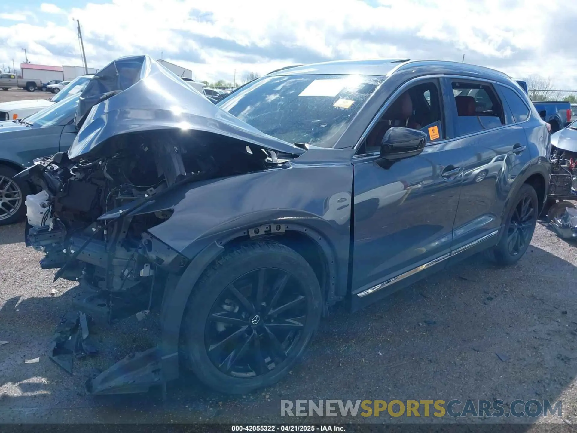 2 fotografías del automóvil dañado JM3TCBDY2P0636002 MAZDA CX-9 2023