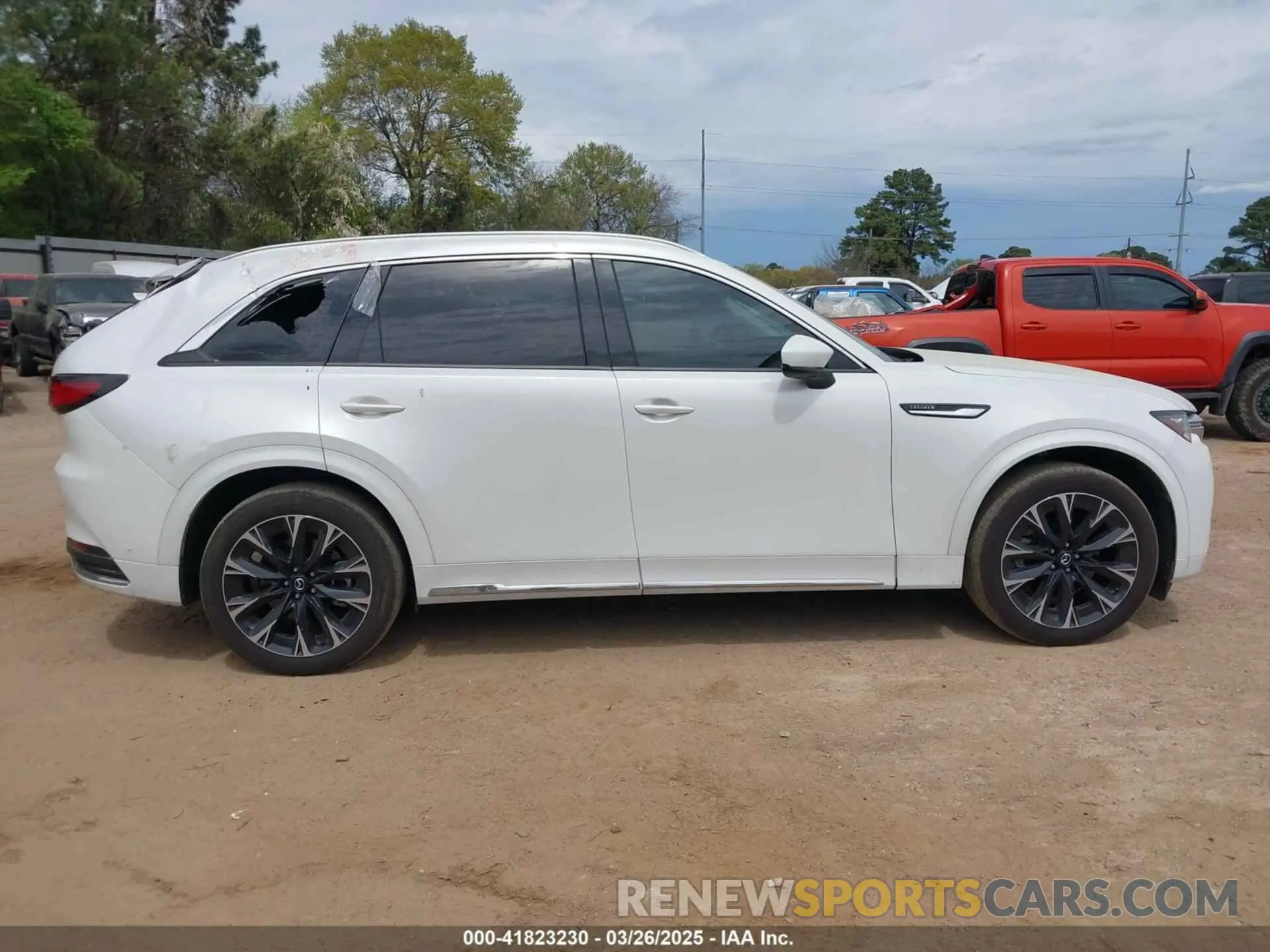14 fotografías del automóvil dañado JM3KK1HC5R1144990 MAZDA CX-90 2024