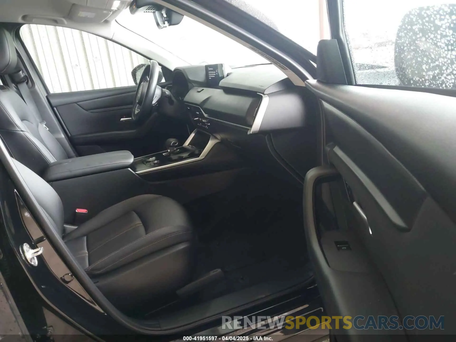 5 fotografías del automóvil dañado JM3KKAHD3R1165975 MAZDA CX-90 2024
