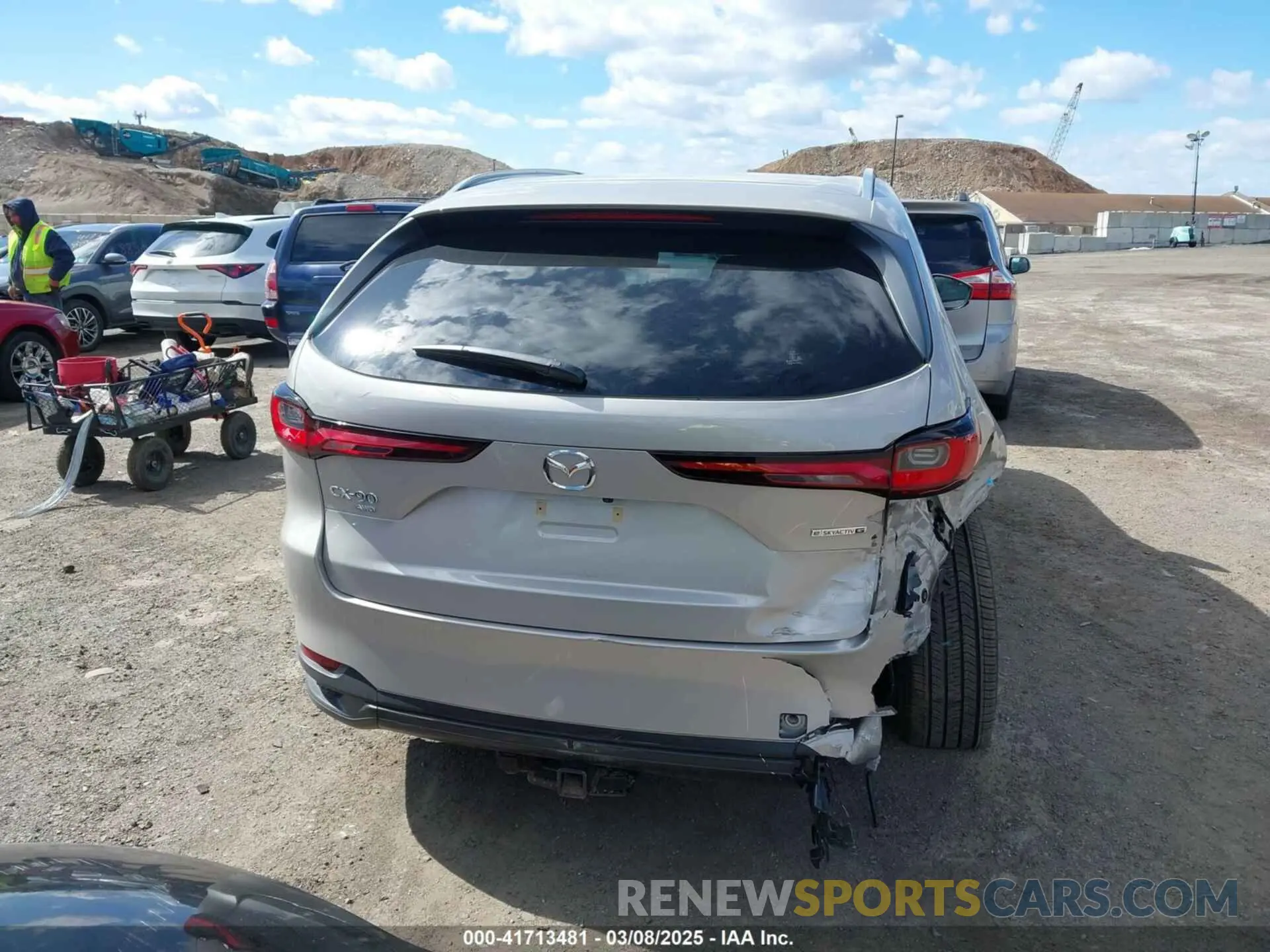 16 fotografías del automóvil dañado JM3KKBHD0R1154910 MAZDA CX-90 2024