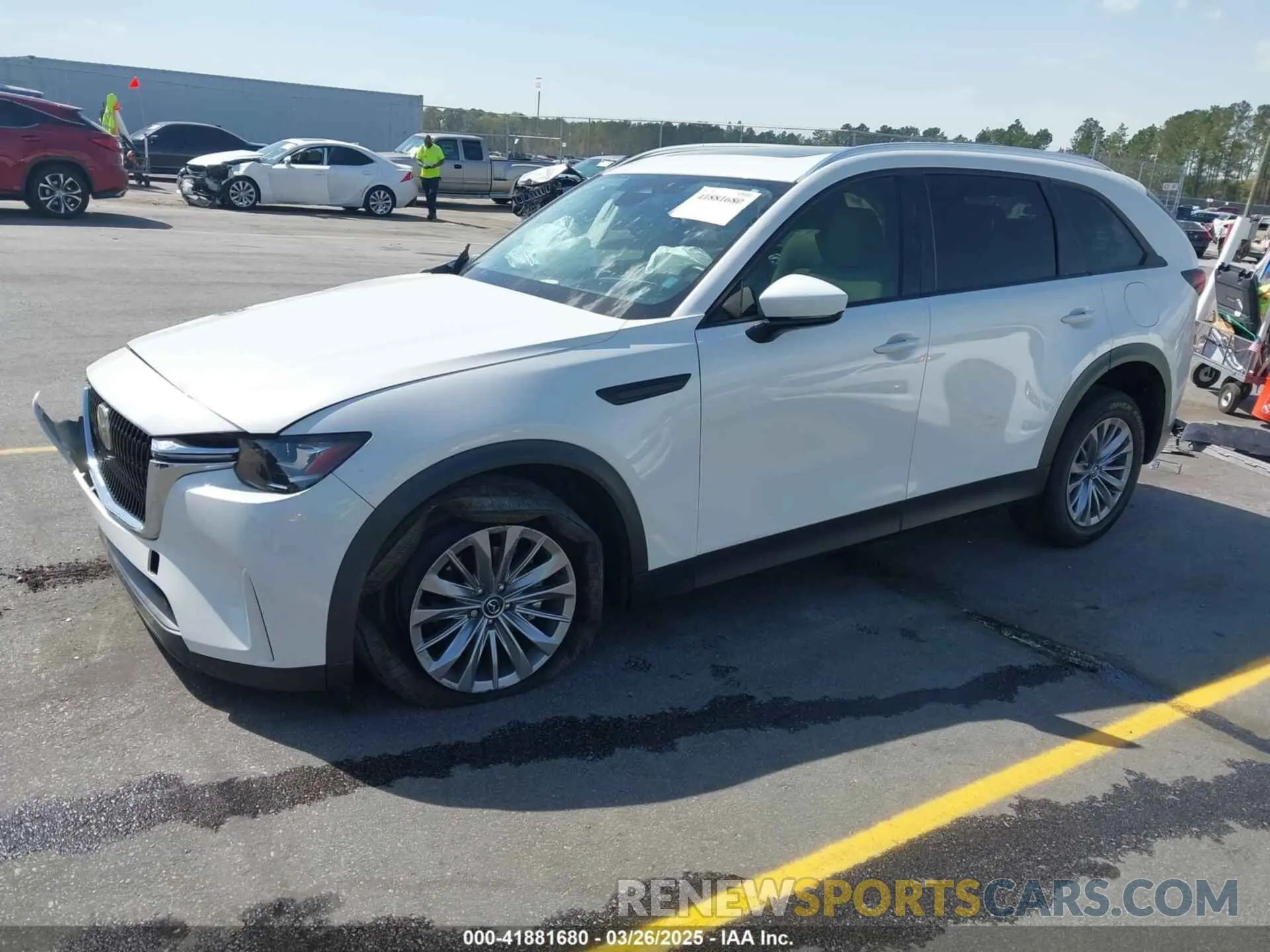 2 fotografías del automóvil dañado JM3KKCHD0R1111349 MAZDA CX-90 2024