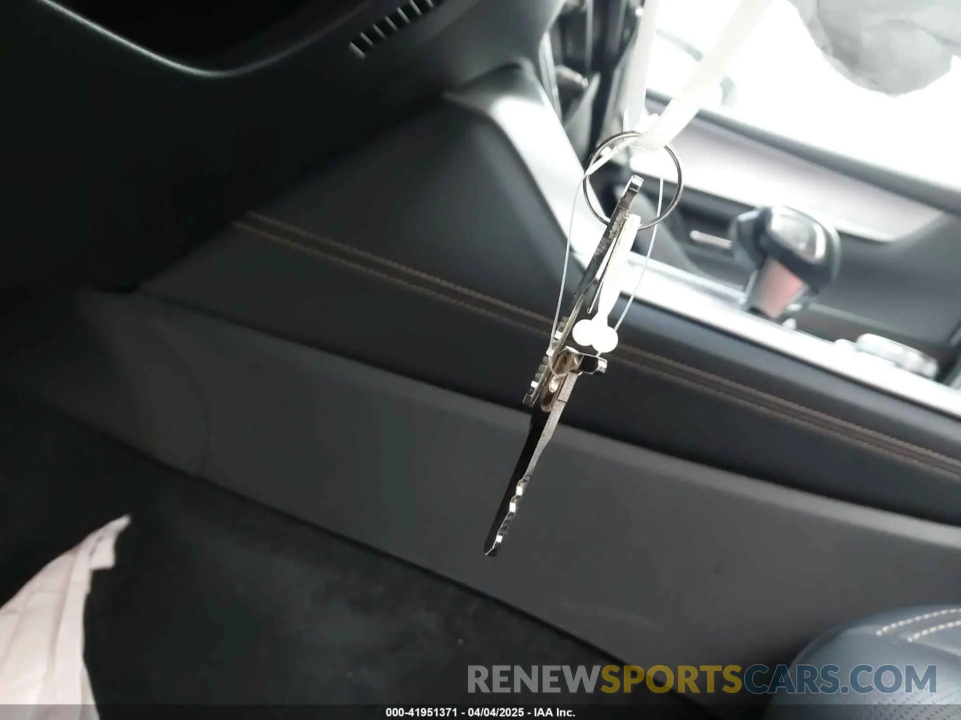 11 fotografías del automóvil dañado JM3KKCHD4R1153782 MAZDA CX-90 2024