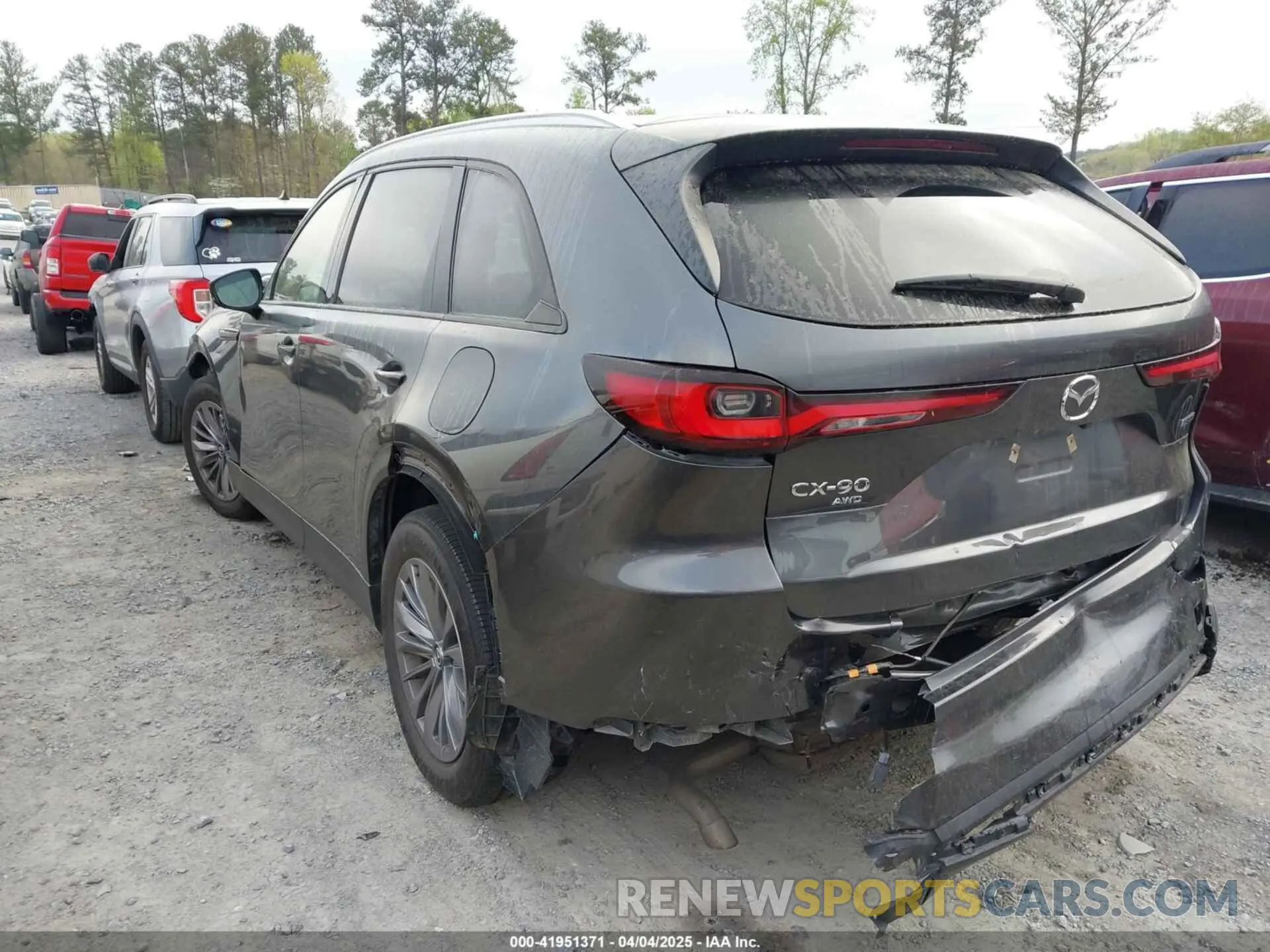 3 fotografías del automóvil dañado JM3KKCHD4R1153782 MAZDA CX-90 2024