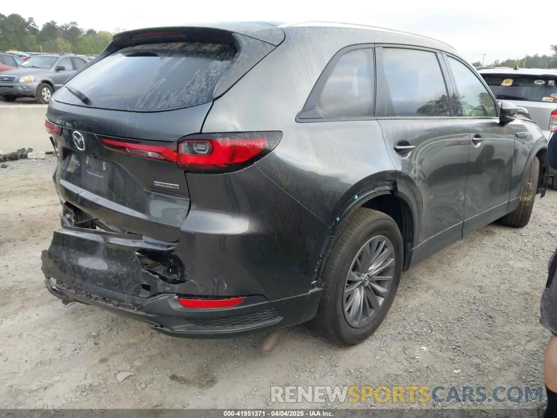 4 fotografías del automóvil dañado JM3KKCHD4R1153782 MAZDA CX-90 2024