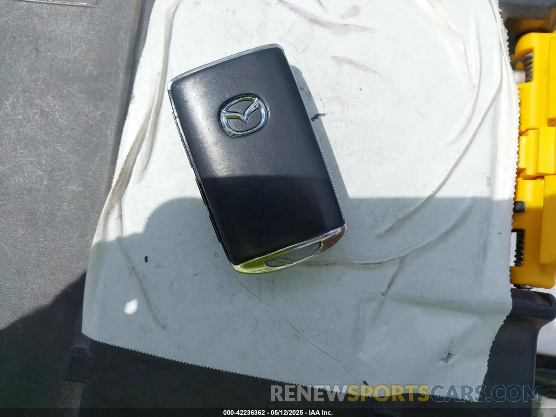 11 fotografías del automóvil dañado JM3KKCHD7R1117570 MAZDA CX-90 2024