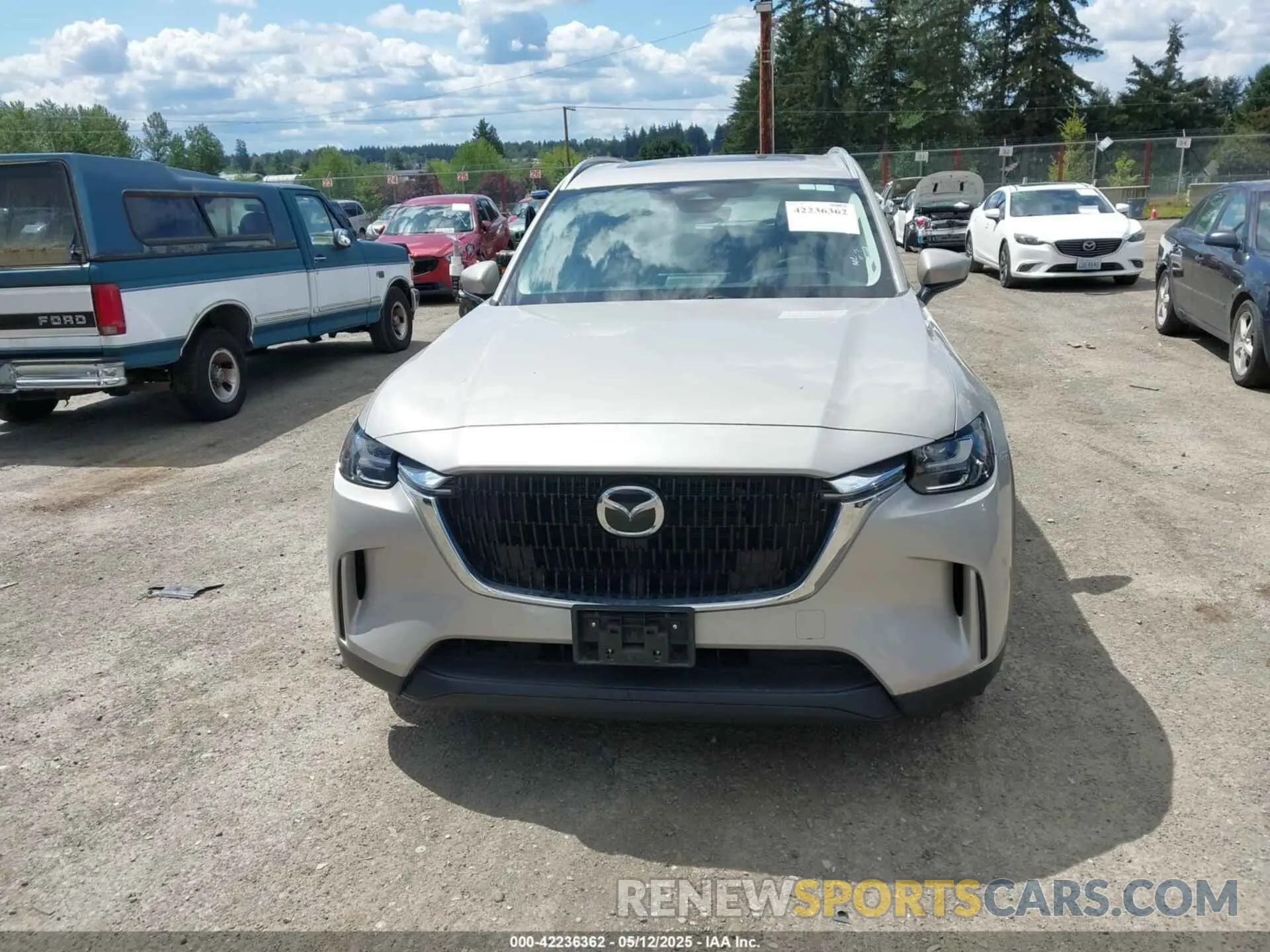 12 fotografías del automóvil dañado JM3KKCHD7R1117570 MAZDA CX-90 2024