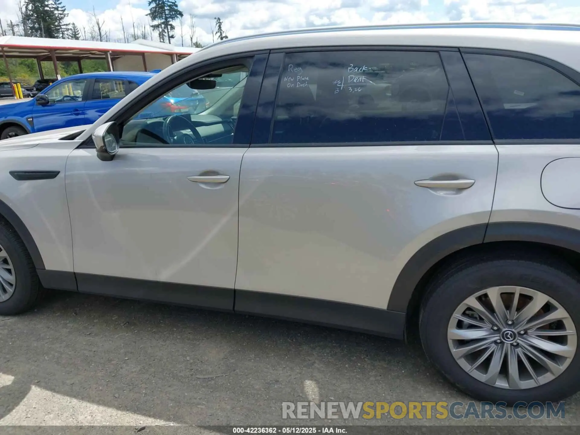 14 fotografías del automóvil dañado JM3KKCHD7R1117570 MAZDA CX-90 2024