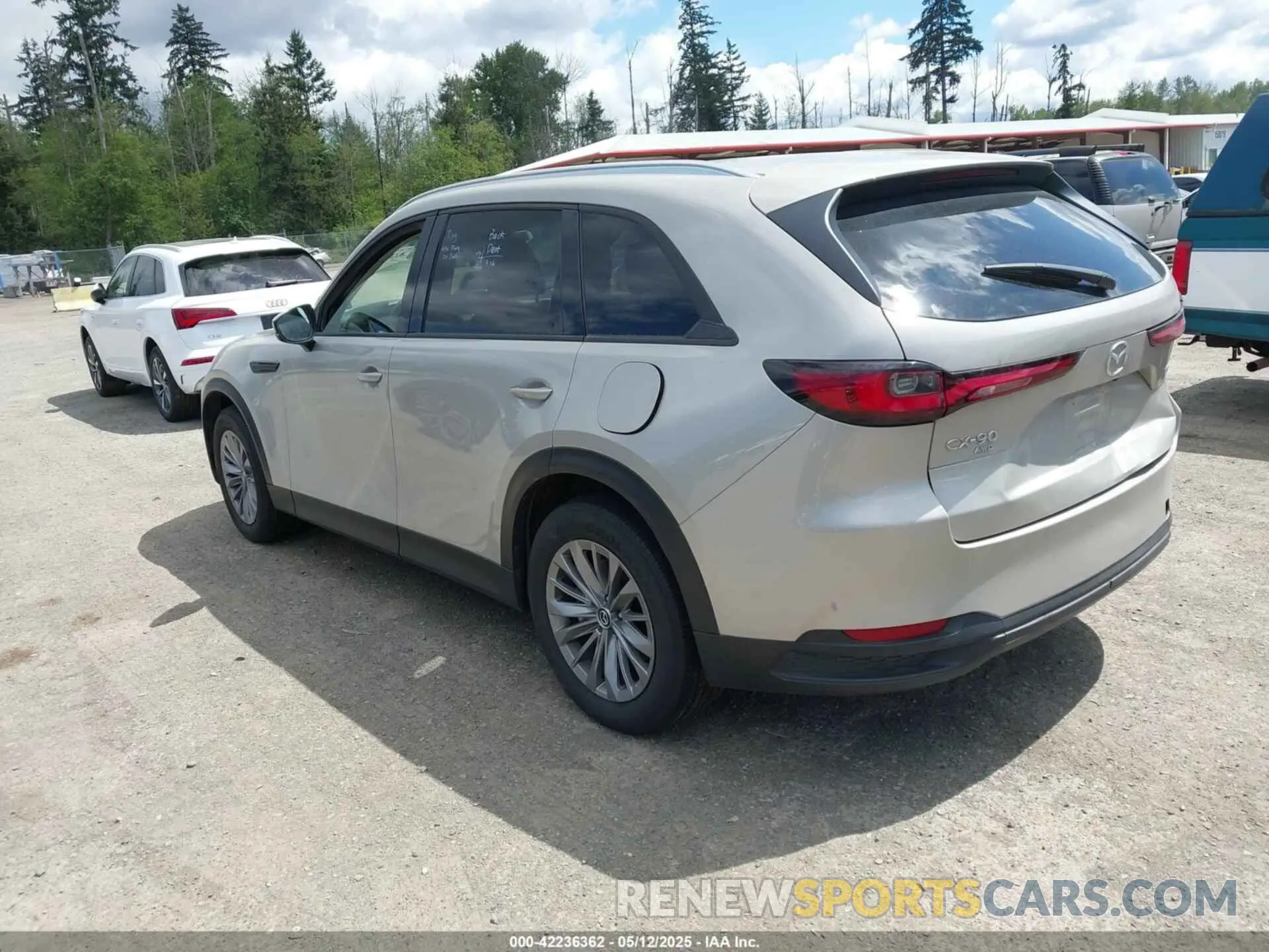 3 fotografías del automóvil dañado JM3KKCHD7R1117570 MAZDA CX-90 2024