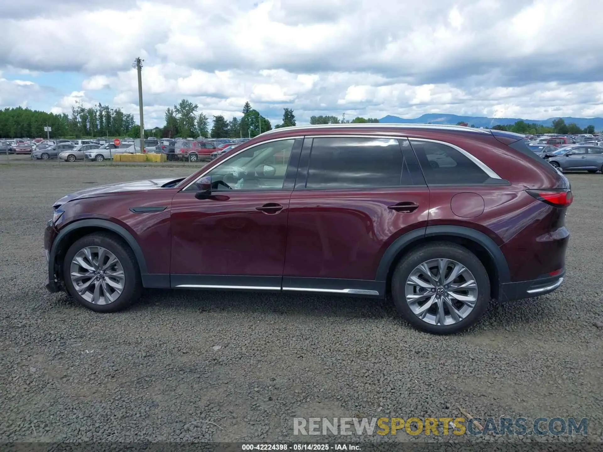 15 fotografías del automóvil dañado JM3KKDHD0R1108232 MAZDA CX-90 2024
