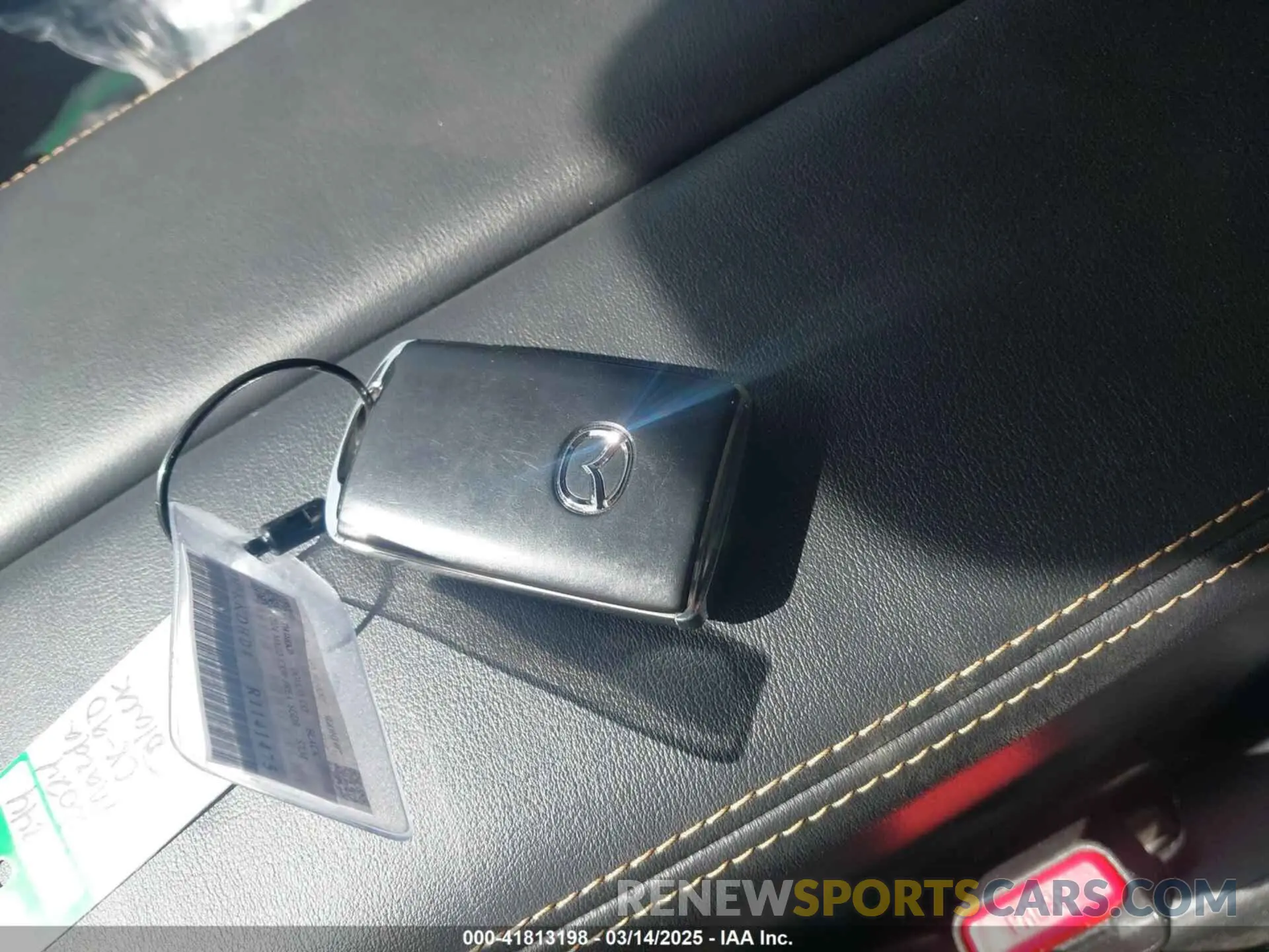 11 fotografías del automóvil dañado JM3KKDHD4R1141475 MAZDA CX-90 2024