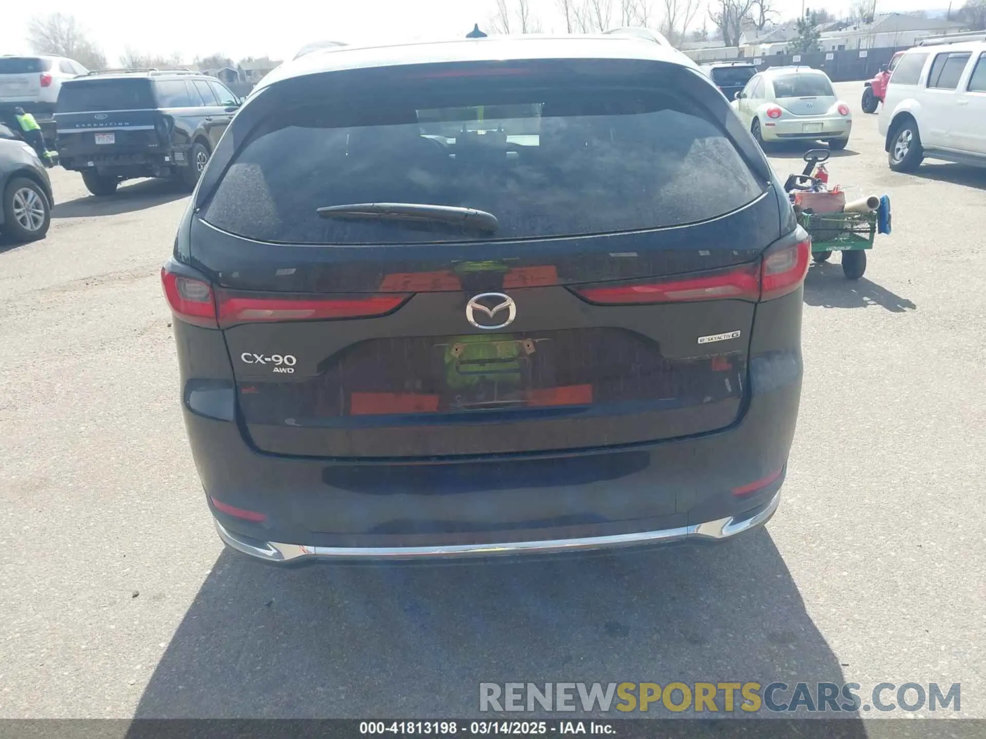 16 fotografías del automóvil dañado JM3KKDHD4R1141475 MAZDA CX-90 2024