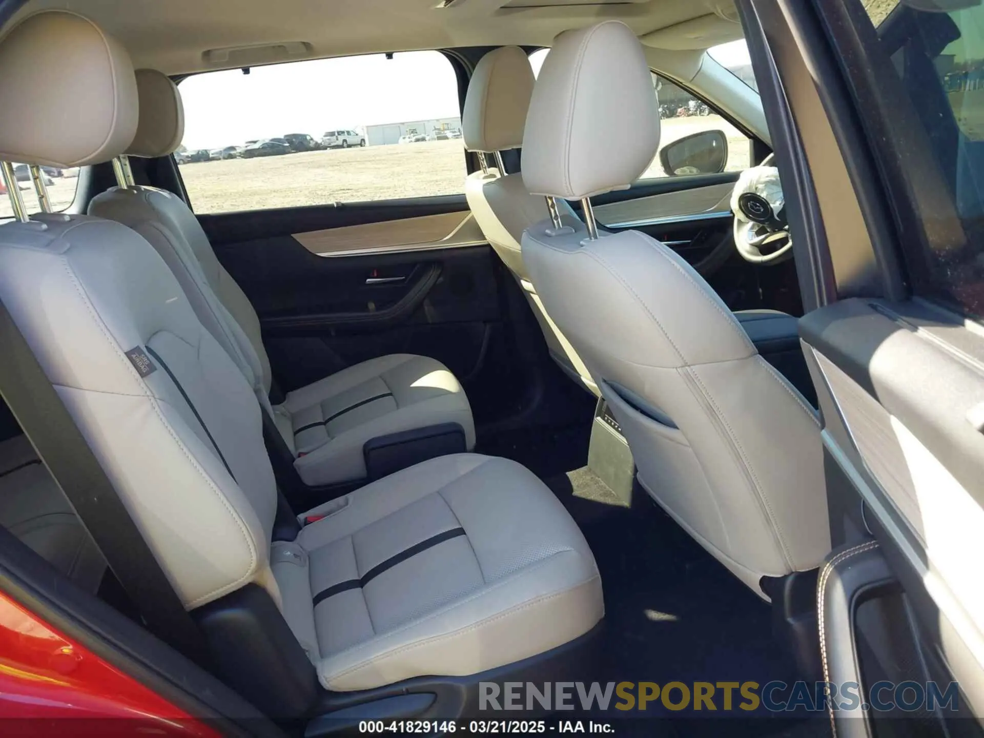 8 fotografías del automóvil dañado JM3KKBHD4S1210336 MAZDA CX-90 2025
