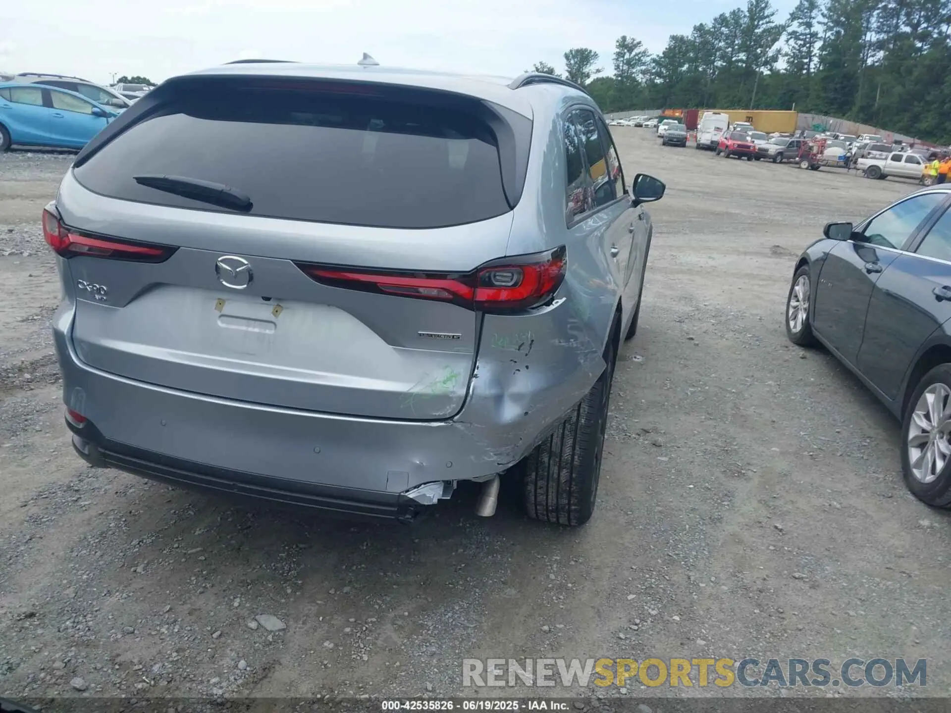 6 fotografías del automóvil dañado JM3KKCHDXS1222383 MAZDA CX-90 2025