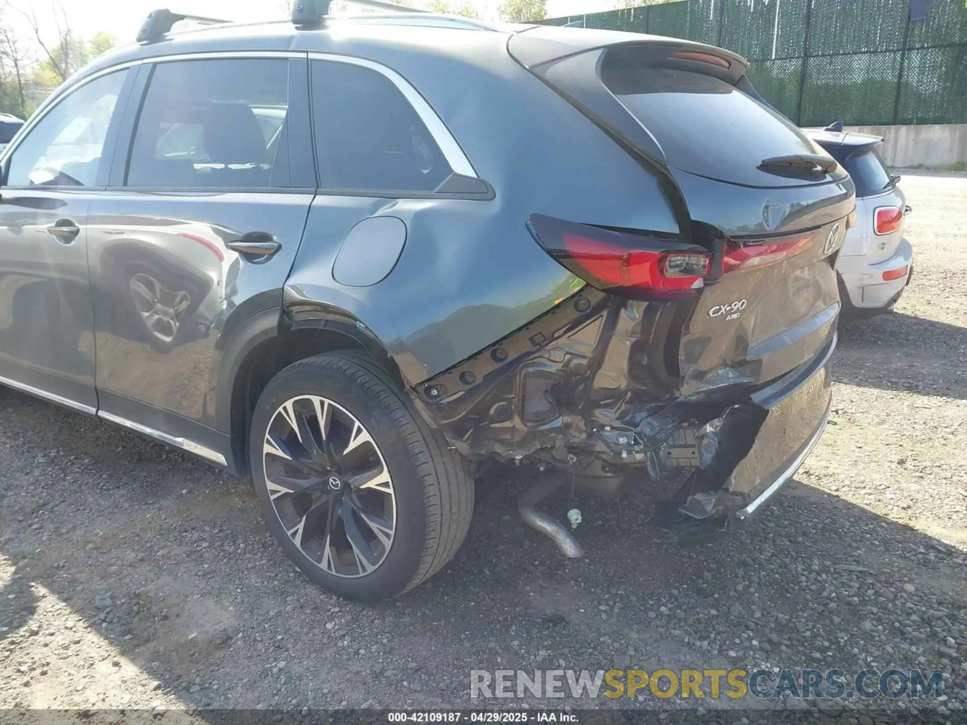 6 fotografías del automóvil dañado JM3KKDHA7R1135174 MAZDA CX-90 PHEV 2024