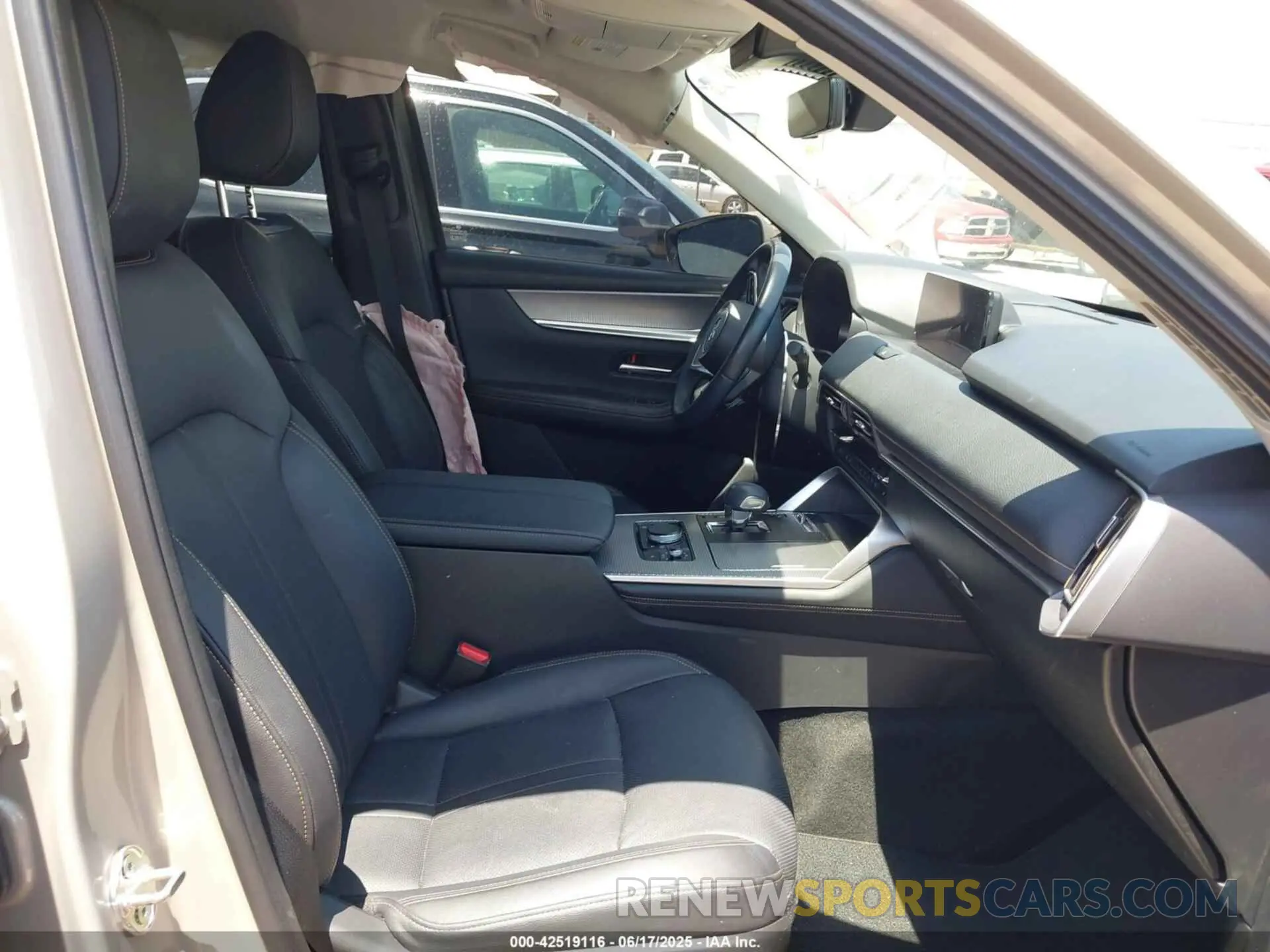 5 fotografías del automóvil dañado JM3KKDHAXR1102735 MAZDA CX-90 PHEV 2024