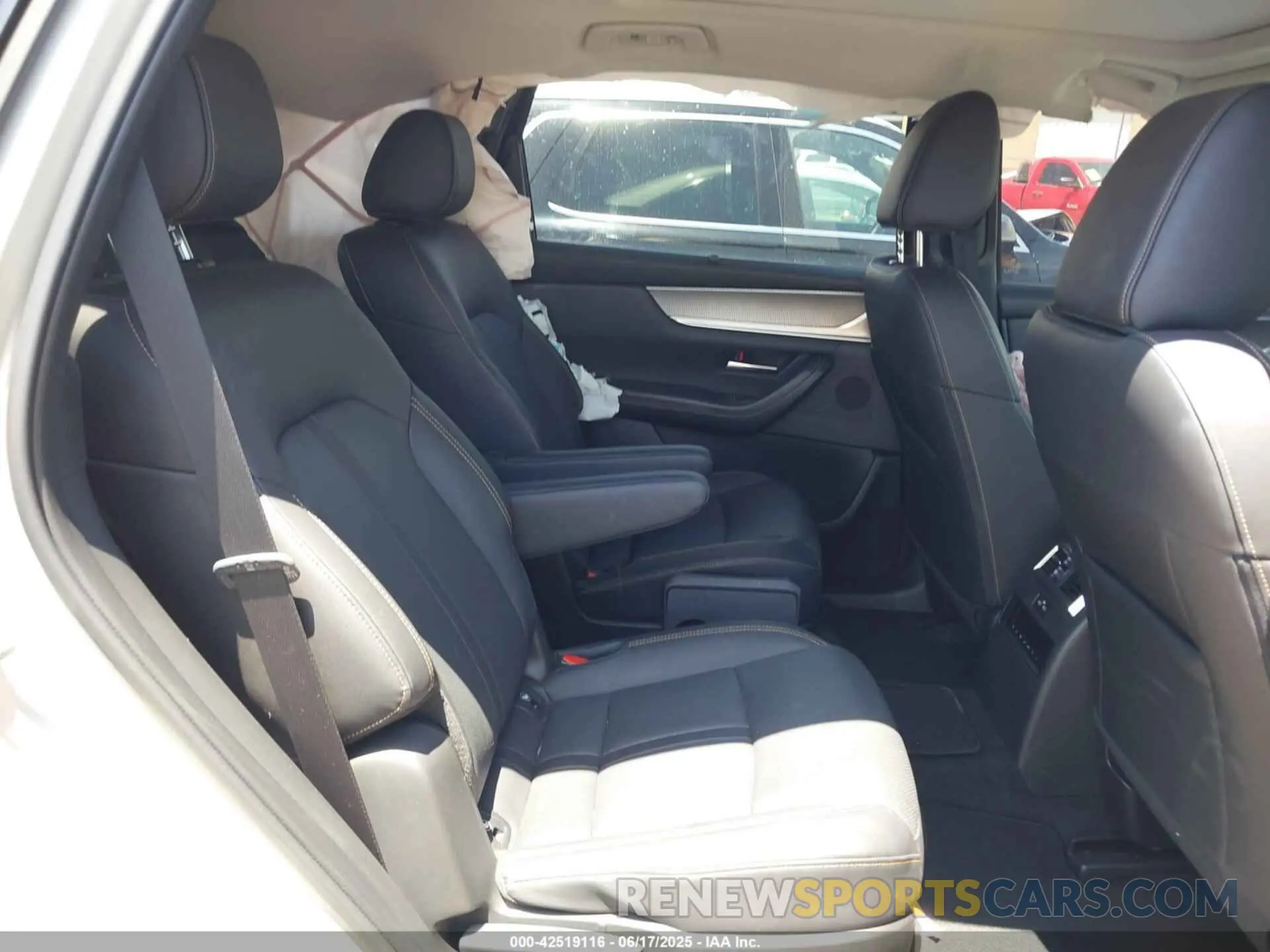 8 fotografías del automóvil dañado JM3KKDHAXR1102735 MAZDA CX-90 PHEV 2024