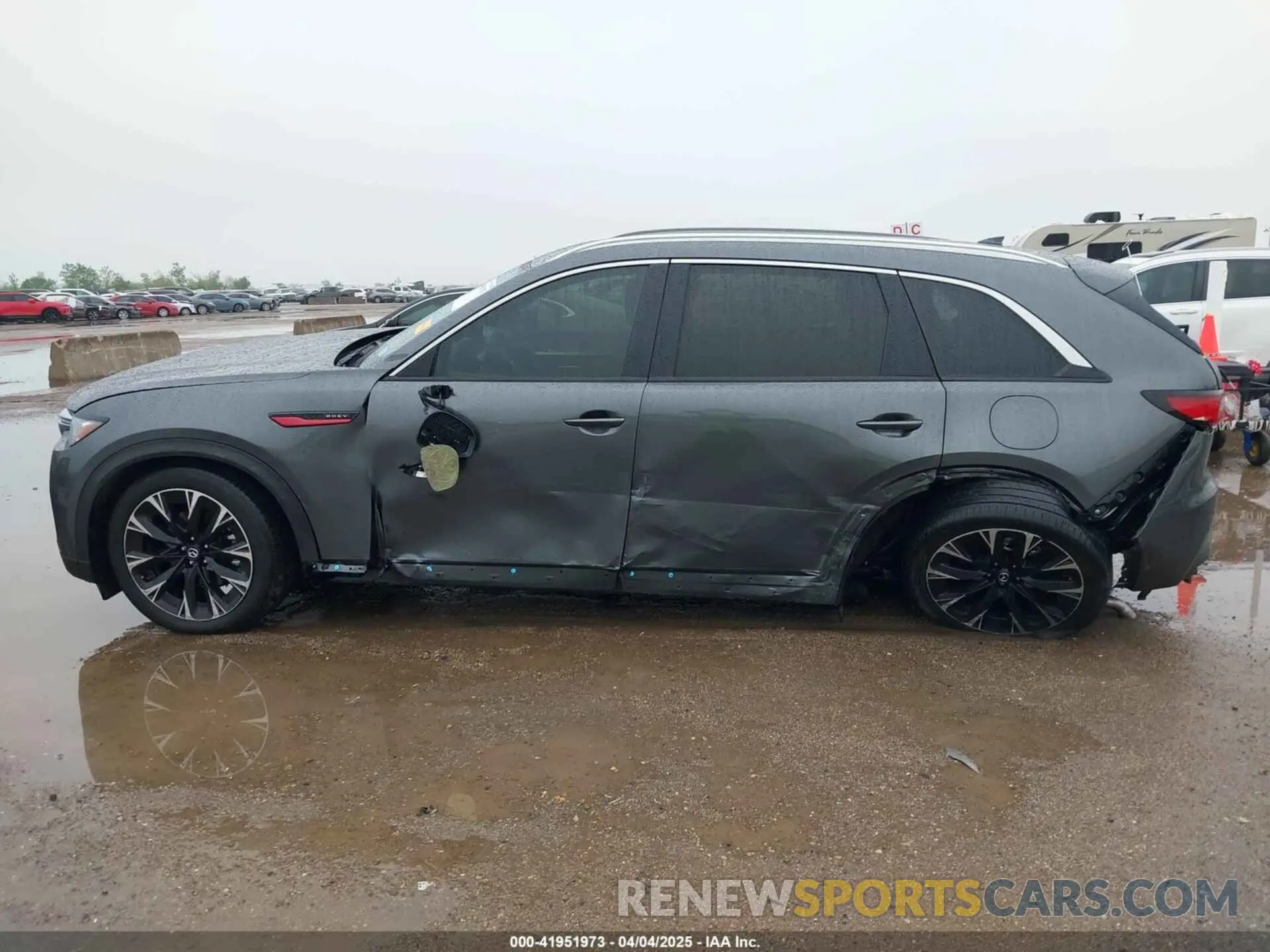 15 fotografías del automóvil dañado JM3KKEHA4R1179588 MAZDA CX-90 PHEV 2024
