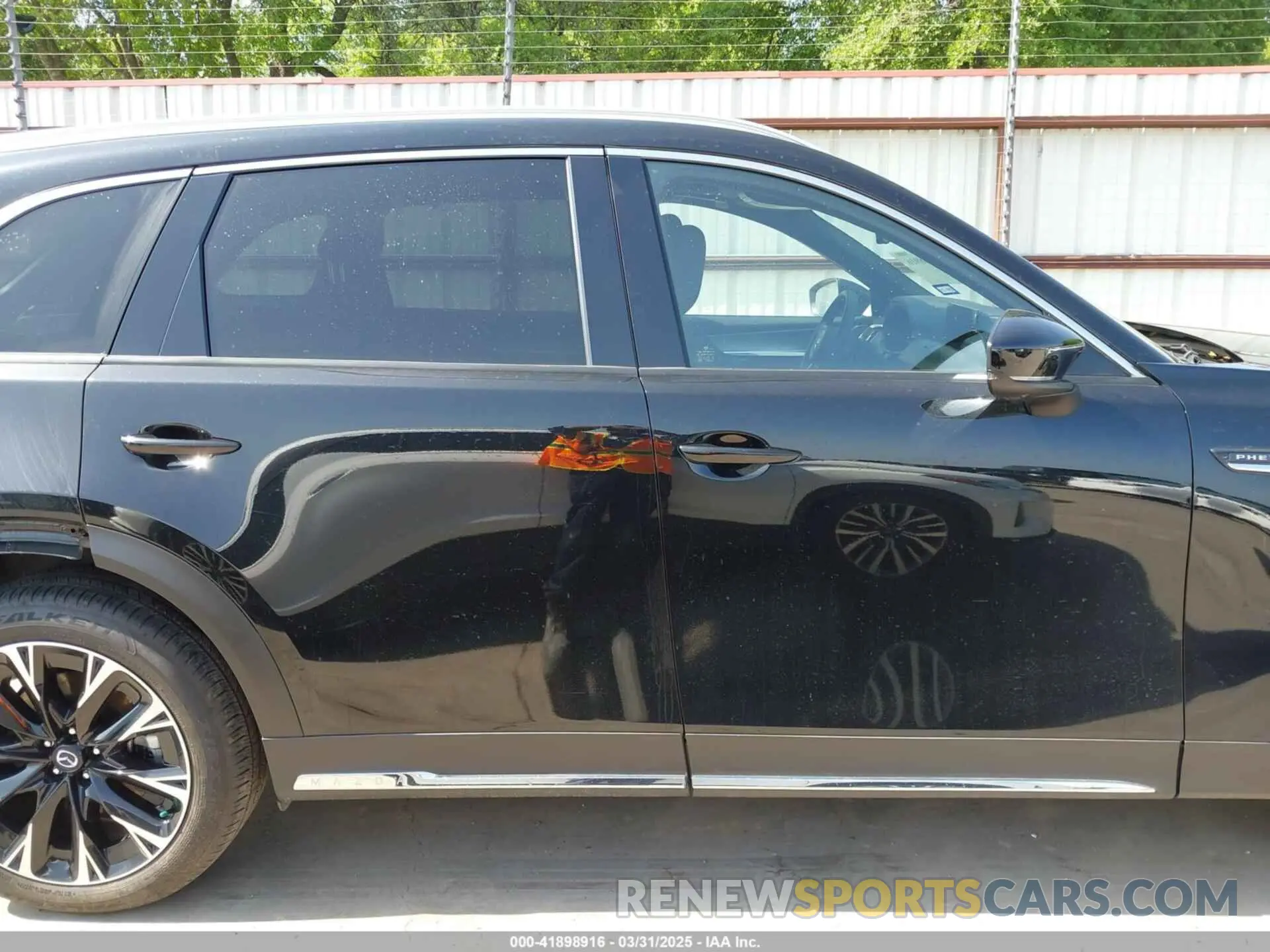 14 fotografías del automóvil dañado JM3KKEHA5R1155705 MAZDA CX-90 PHEV 2024