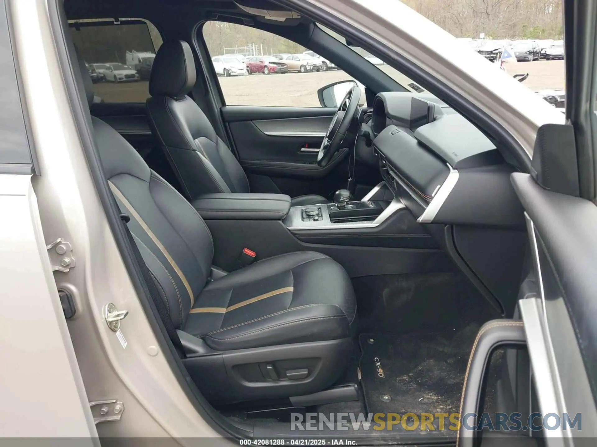 5 fotografías del automóvil dañado JM3KKEHAXR1103857 MAZDA CX-90 PHEV 2024