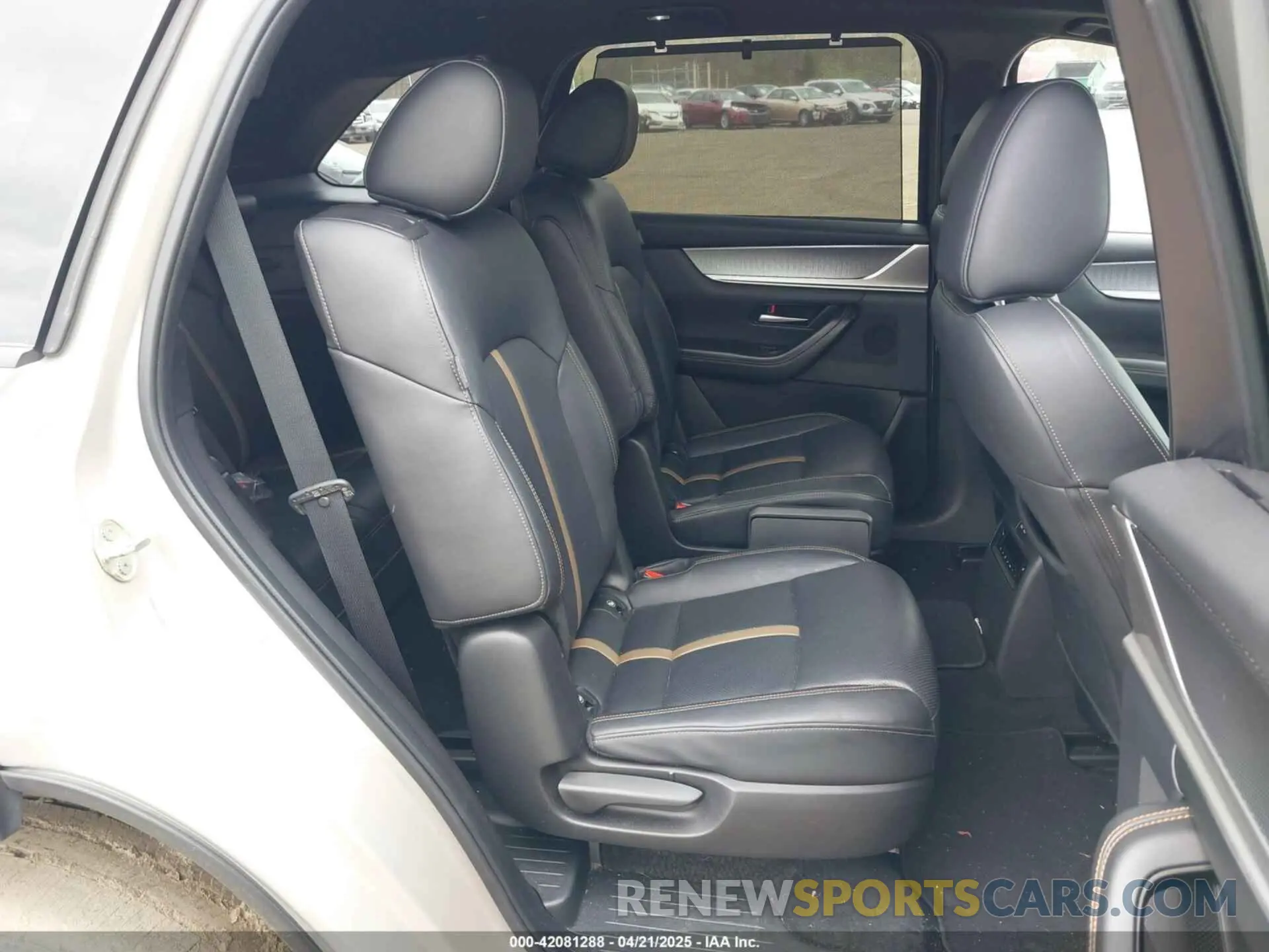 8 fotografías del automóvil dañado JM3KKEHAXR1103857 MAZDA CX-90 PHEV 2024
