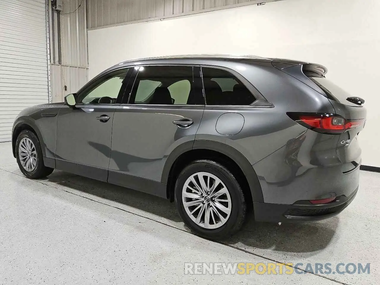 2 fotografías del automóvil dañado JM3KKBHDXR1148449 MAZDA CX-90 PREF 2024