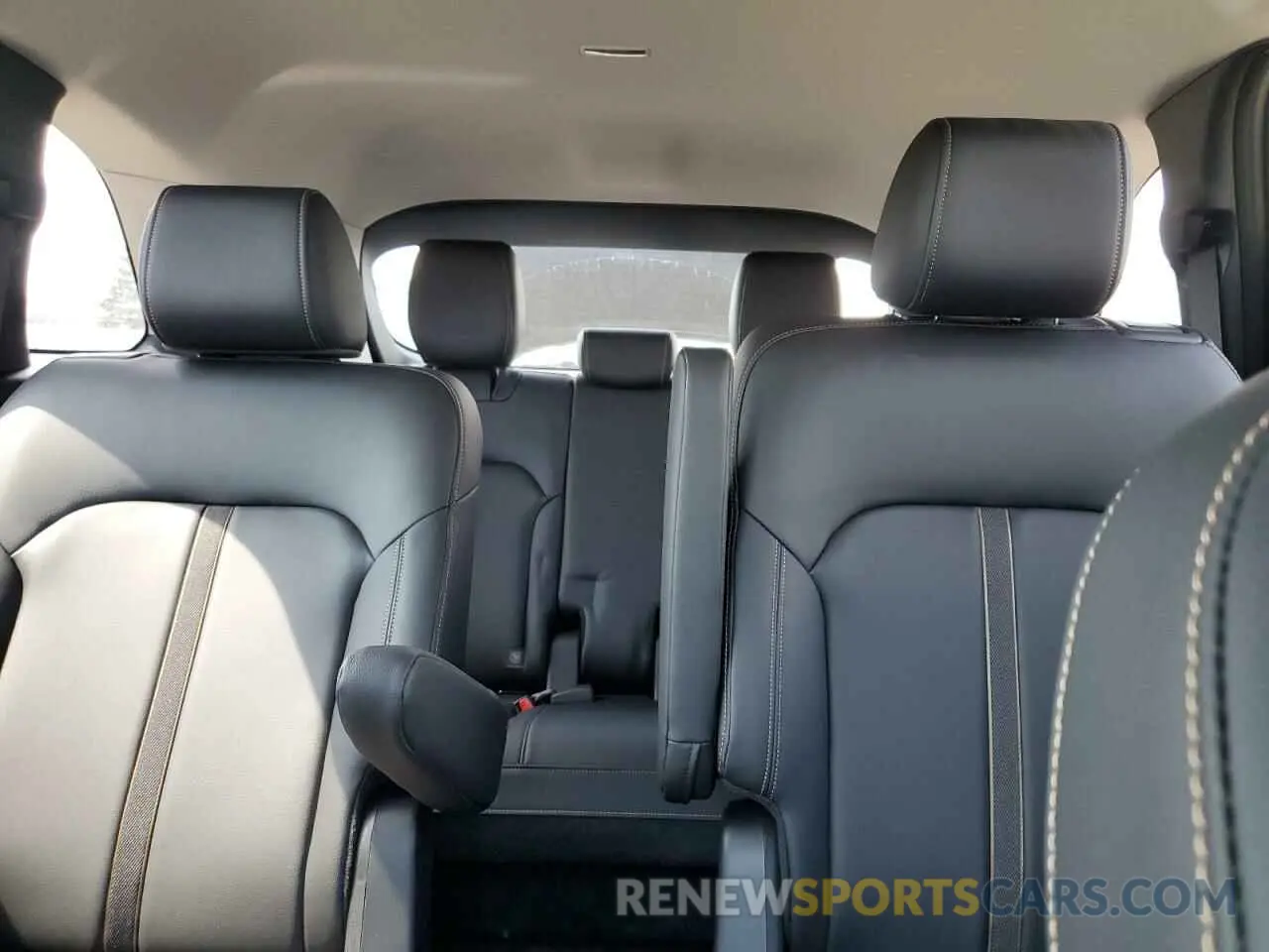 10 fotografías del automóvil dañado JM3KKCHD3R1104928 MAZDA CX-90 PREF 2024