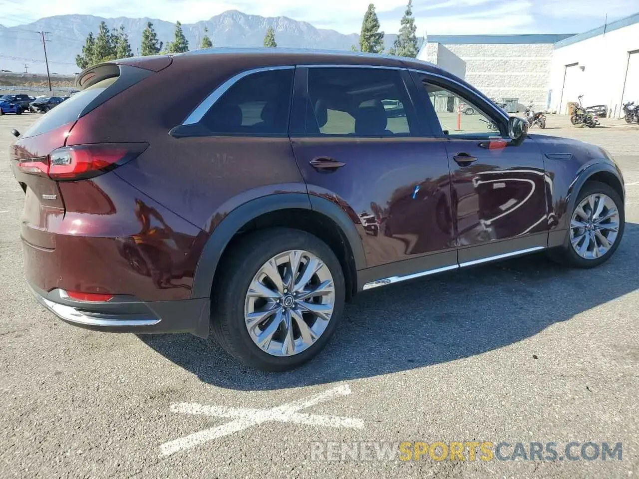 3 fotografías del automóvil dañado JM3KKDHD8R1113467 MAZDA CX-90 PREM 2024