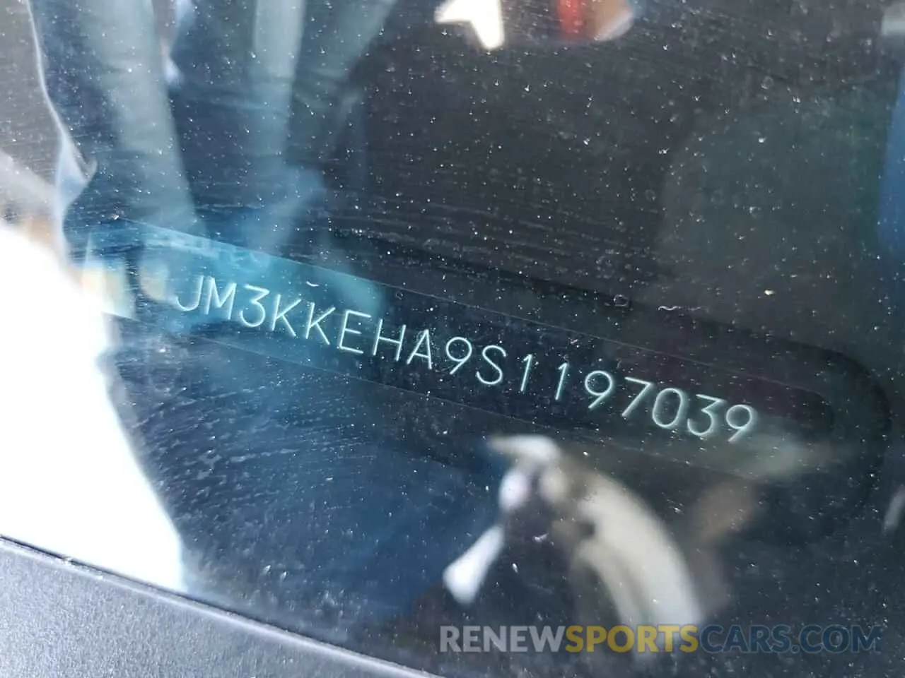 14 fotografías del automóvil dañado JM3KKEHA9S1197039 MAZDA CX-90 PREM 2025