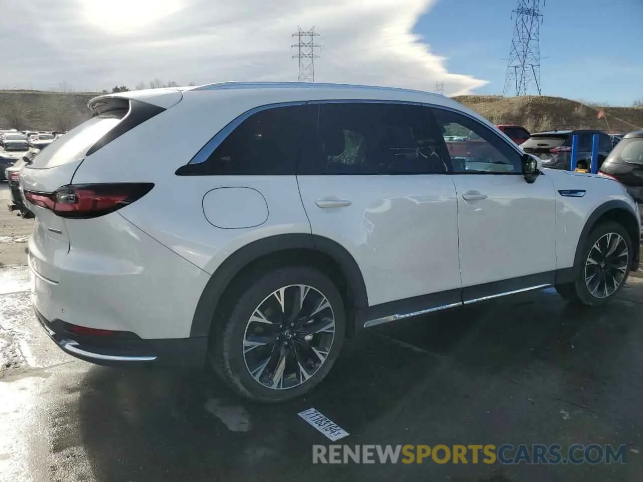 3 fotografías del automóvil dañado JM3KKEHA9S1197039 MAZDA CX-90 PREM 2025