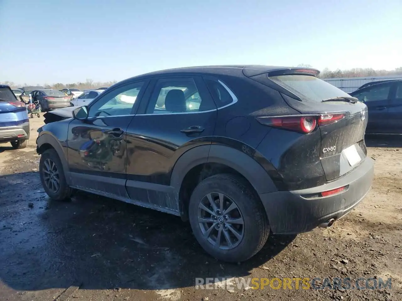 2 fotografías del automóvil dañado 3MVDMABL6LM114085 MAZDA CX30 2020