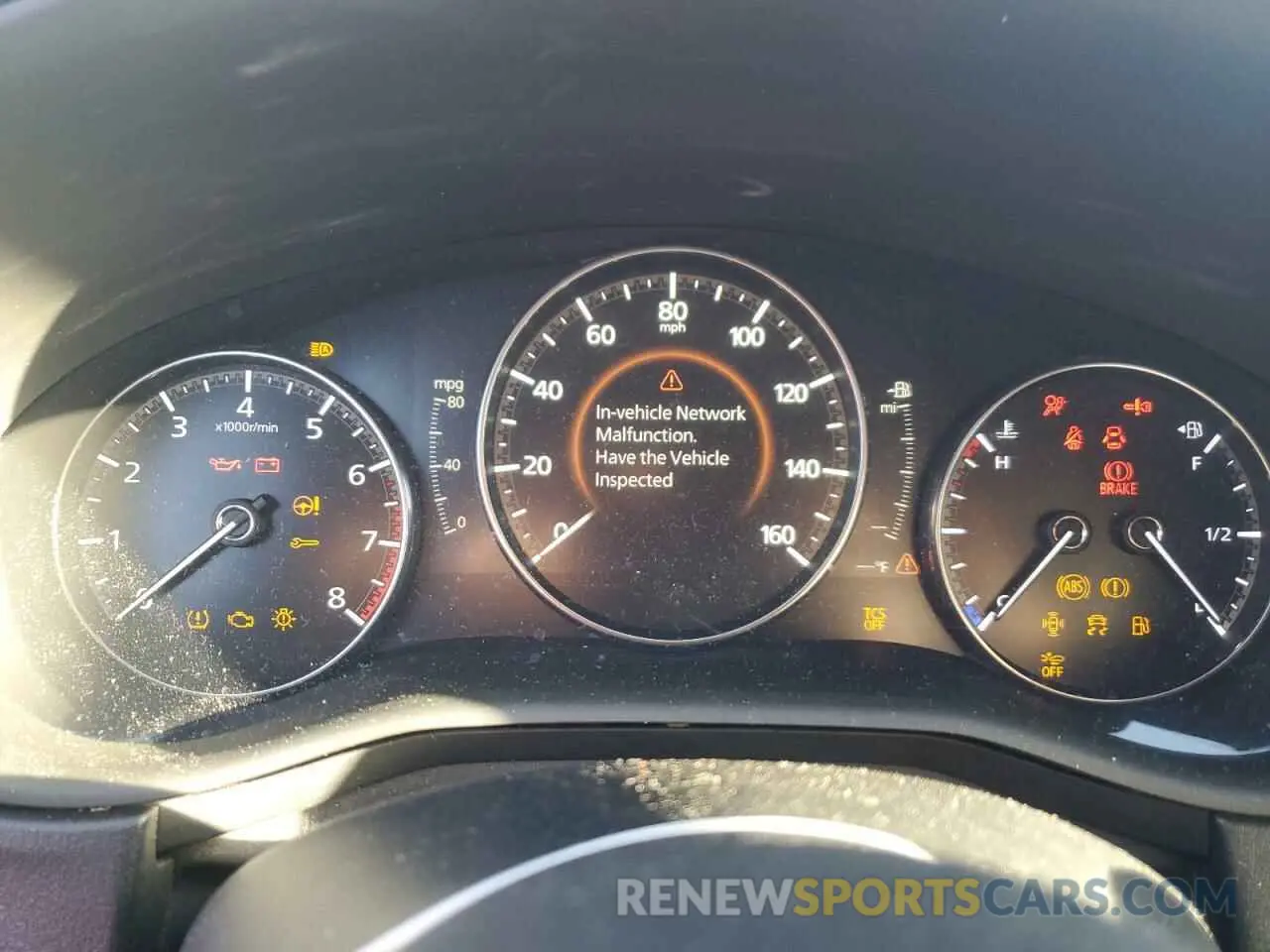 9 fotografías del automóvil dañado 3MVDMABL6LM114085 MAZDA CX30 2020