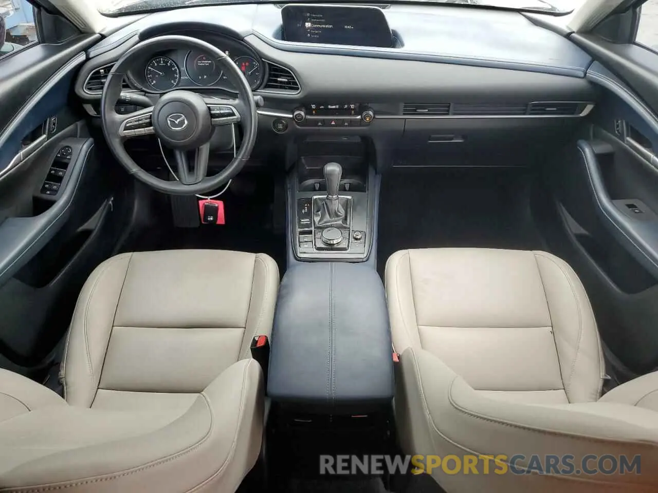 8 fotografías del automóvil dañado 3MVDMACL3LM133403 MAZDA CX30 2020