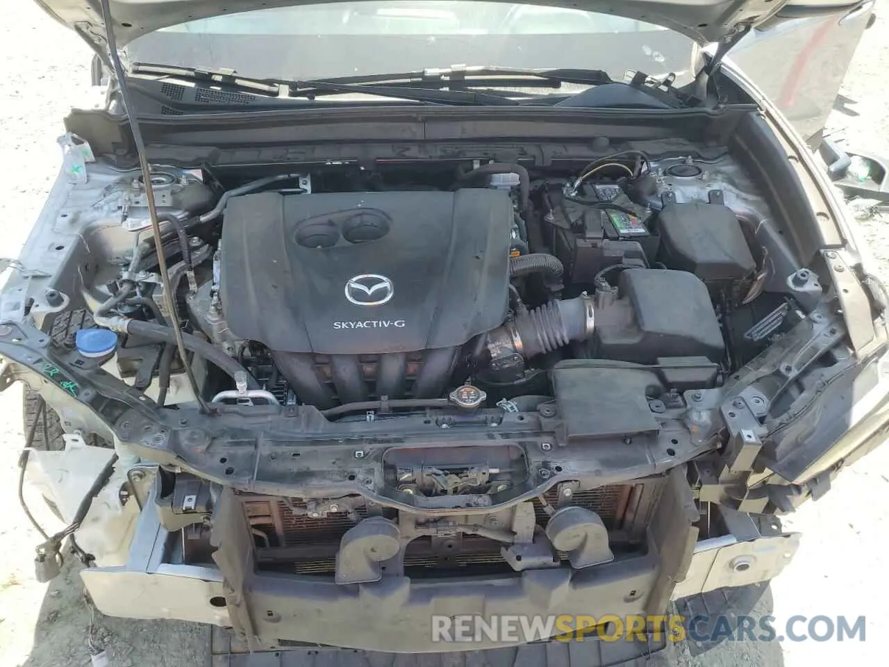 12 fotografías del automóvil dañado 3MVDMACL5LM136111 MAZDA CX30 2020