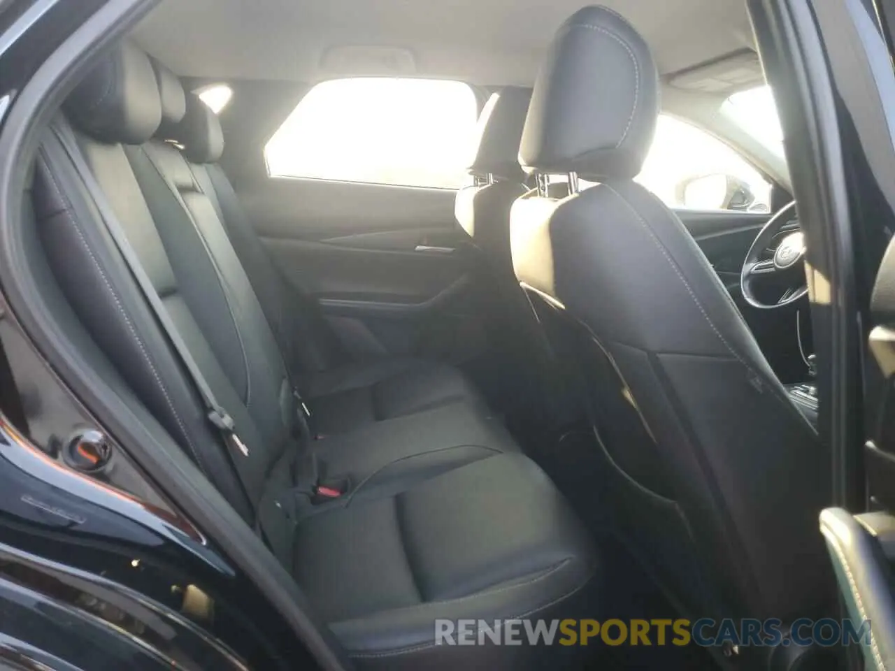 11 fotografías del automóvil dañado 3MVDMACLXLM124892 MAZDA CX30 2020
