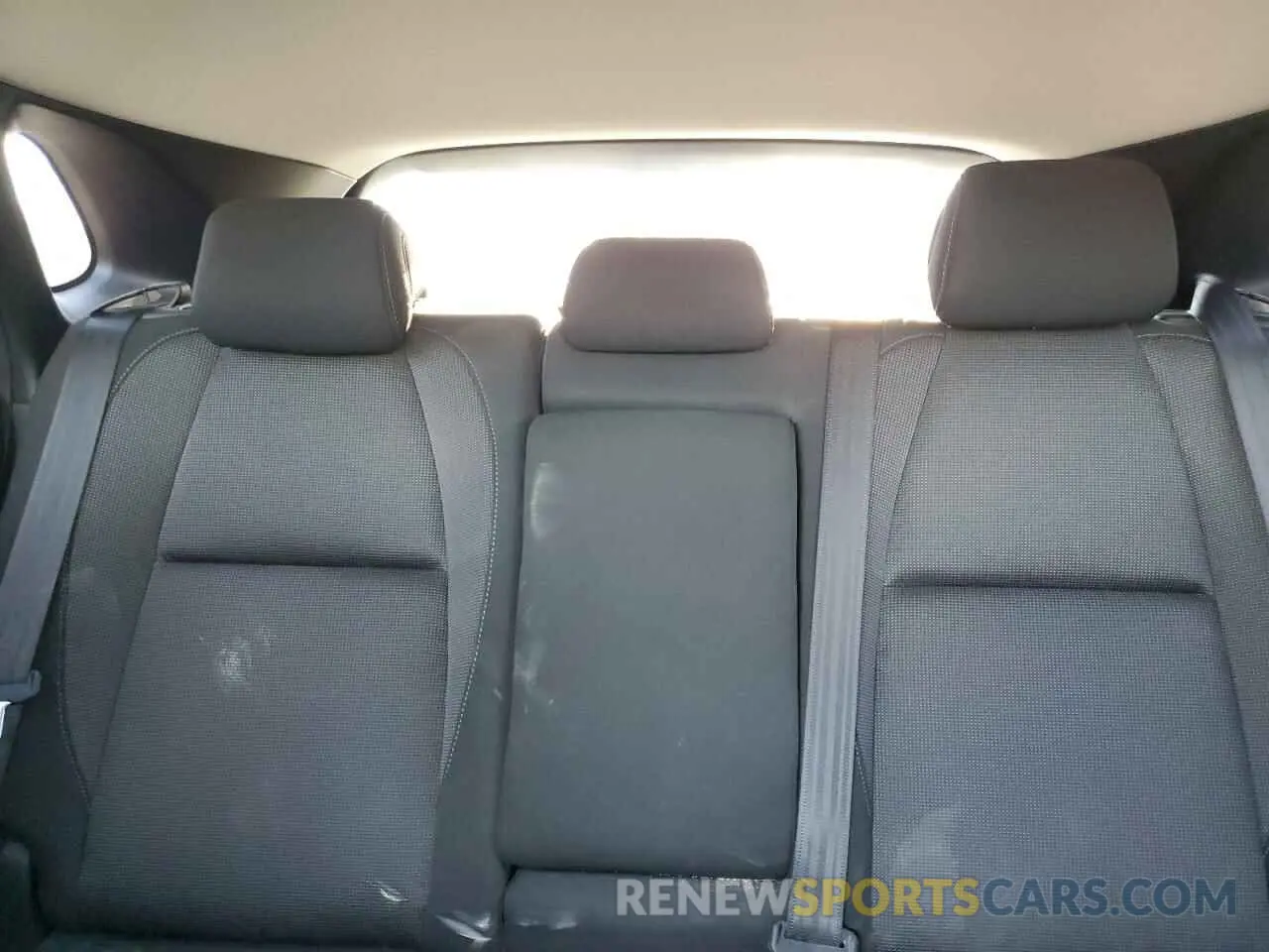 10 fotografías del automóvil dañado 3MVDMBCL1LM132787 MAZDA CX30 2020