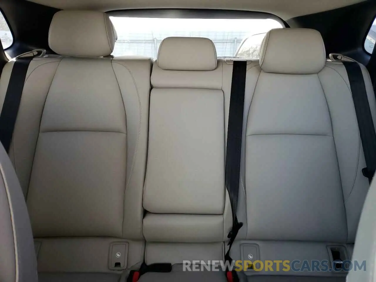 10 fotografías del automóvil dañado 3MVDMBCLXLM111534 MAZDA CX30 2020