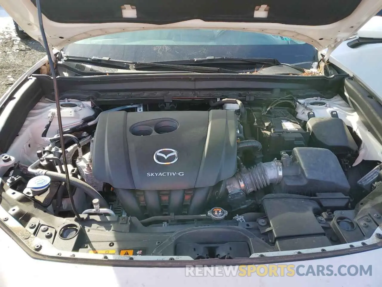 12 fotografías del automóvil dañado 3MVDMBCLXLM111534 MAZDA CX30 2020