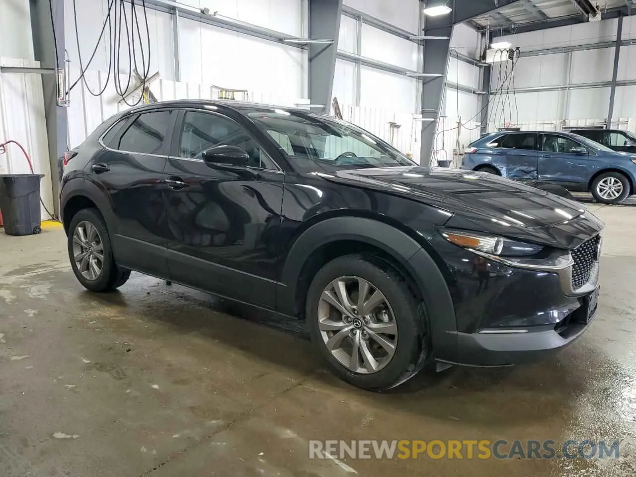 4 fotografías del automóvil dañado 3MVDMBCLXLM117155 MAZDA CX30 2020