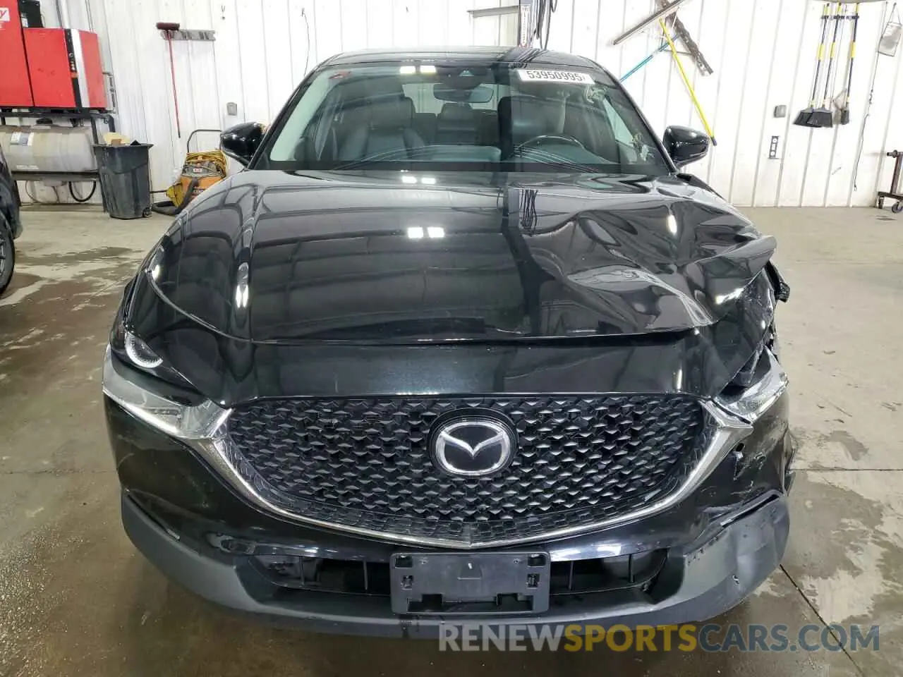 5 fotografías del automóvil dañado 3MVDMBCLXLM117155 MAZDA CX30 2020
