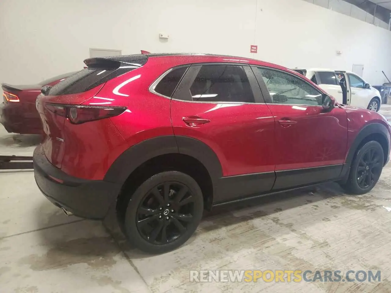 3 fotografías del automóvil dañado 3MVDMBDL1LM130214 MAZDA CX30 2020