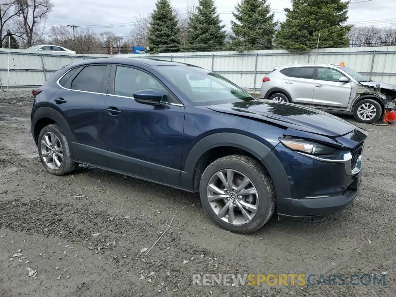 4 fotografías del automóvil dañado 3MVDMBDL2LM107878 MAZDA CX30 2020