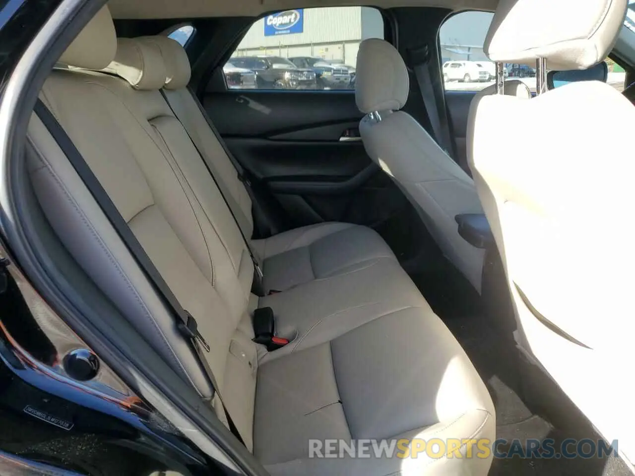 11 fotografías del automóvil dañado 3MVDMBDL3LM127038 MAZDA CX30 2020