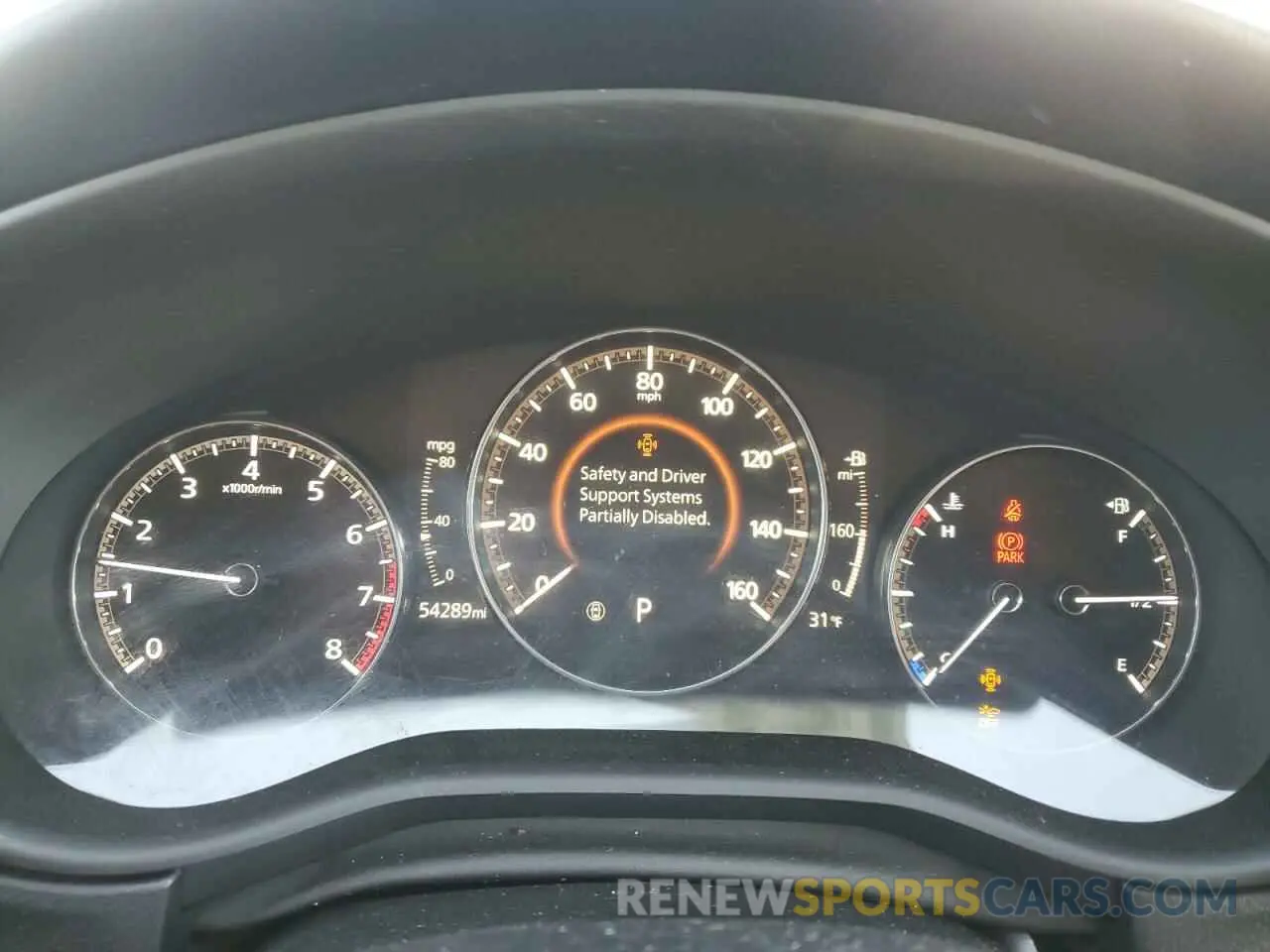 9 fotografías del automóvil dañado 3MVDMBDL3LM127038 MAZDA CX30 2020
