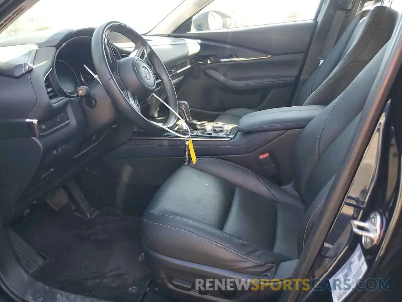 7 fotografías del automóvil dañado 3MVDMBDL6LM114798 MAZDA CX30 2020