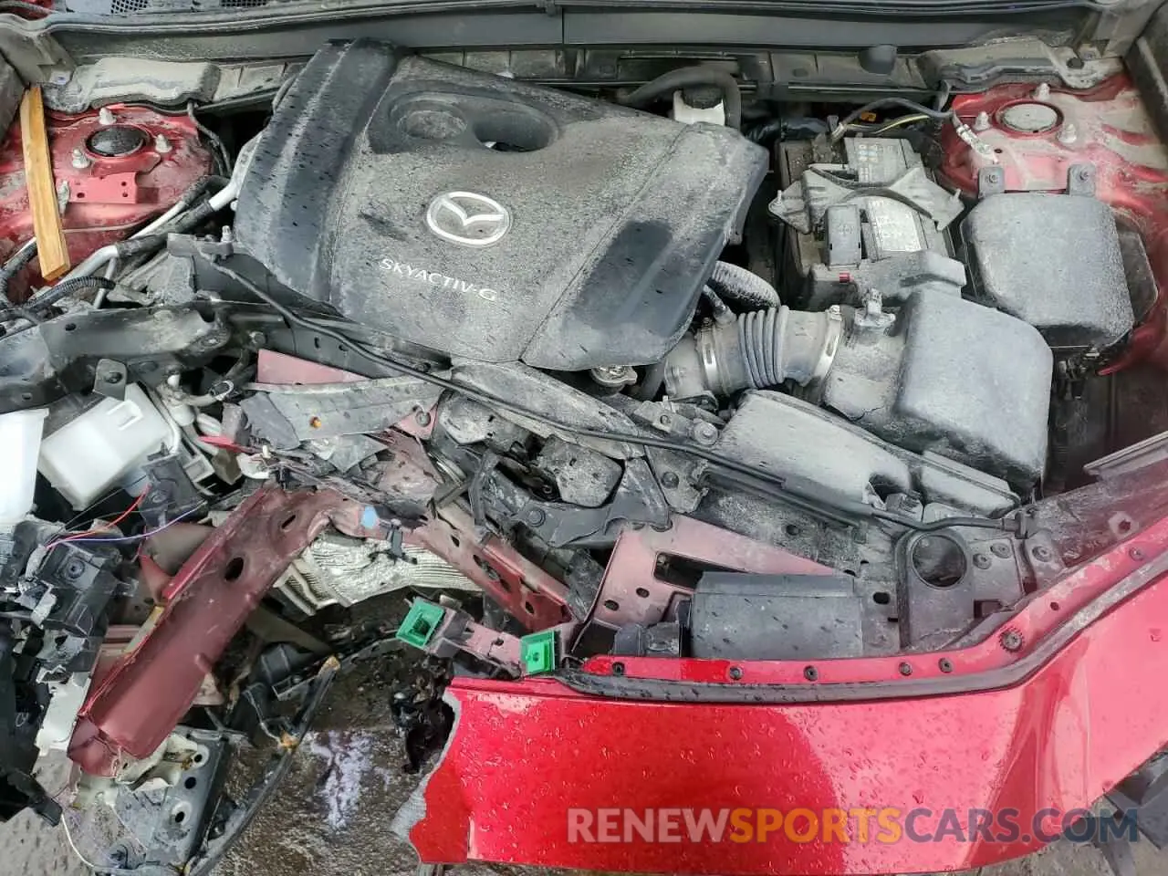 11 fotografías del automóvil dañado 3MVDMBDM7LM130422 MAZDA CX30 2020