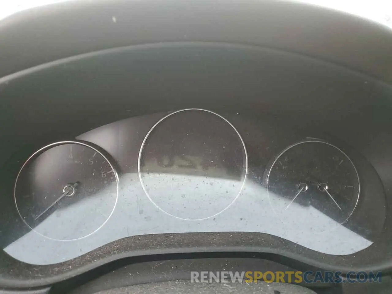 9 fotografías del automóvil dañado 3MVDMBDM7LM130422 MAZDA CX30 2020