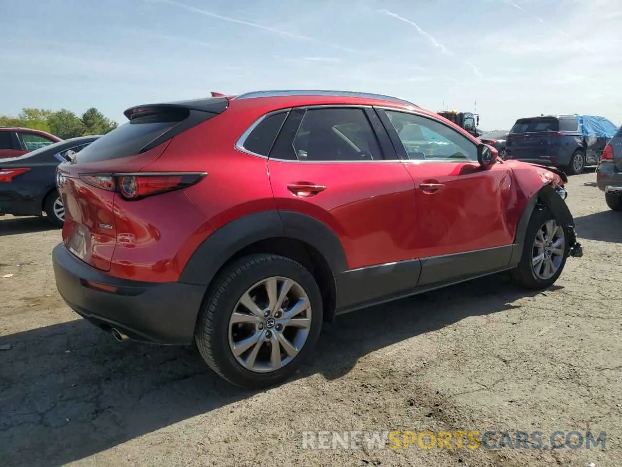 3 fotografías del automóvil dañado 3MVDMBEM0LM124055 MAZDA CX30 2020