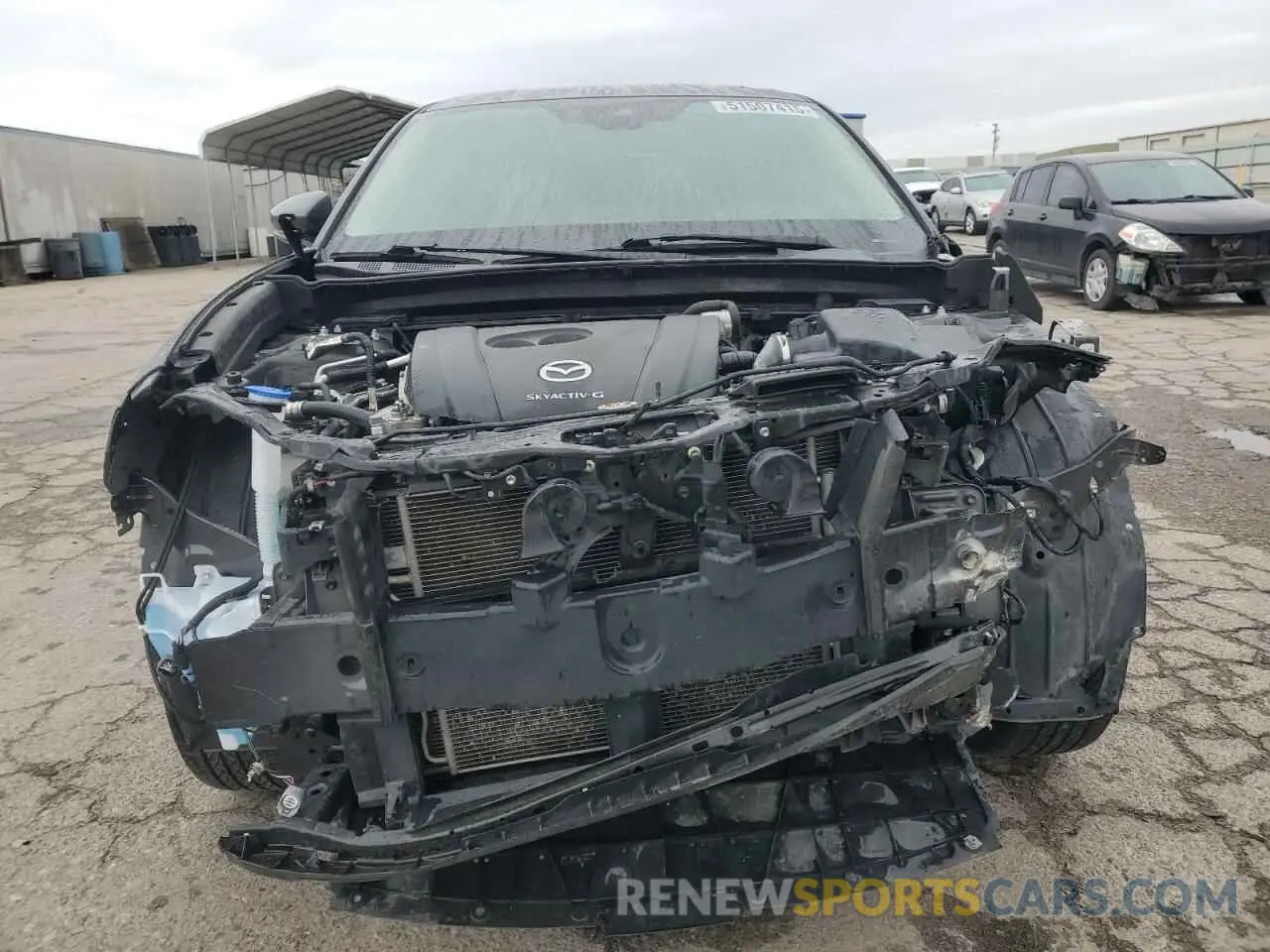 5 fotografías del automóvil dañado 3MVDMABL3MM220186 MAZDA CX30 2021