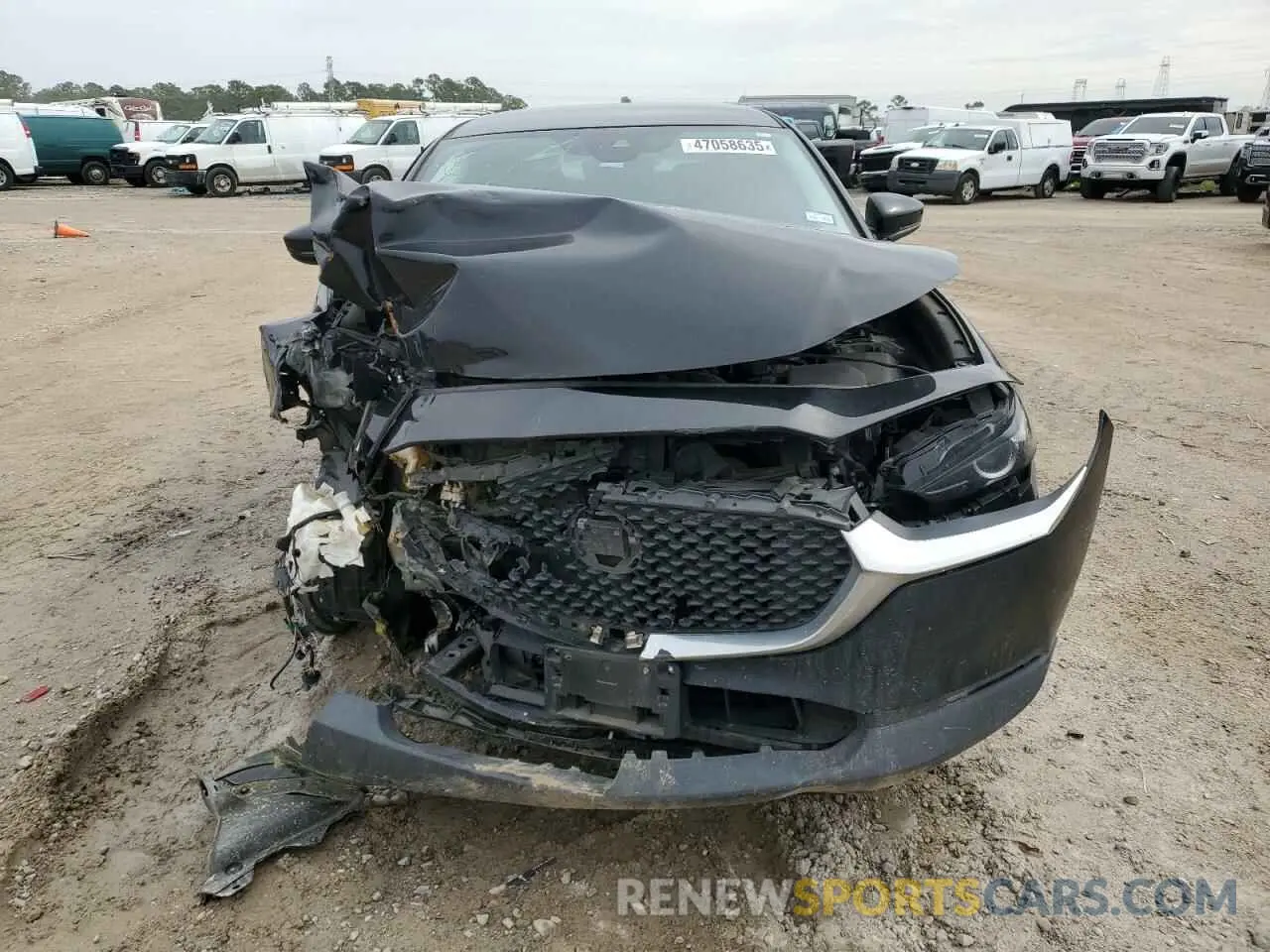 5 fotografías del automóvil dañado 3MVDMABL4MM257702 MAZDA CX30 2021