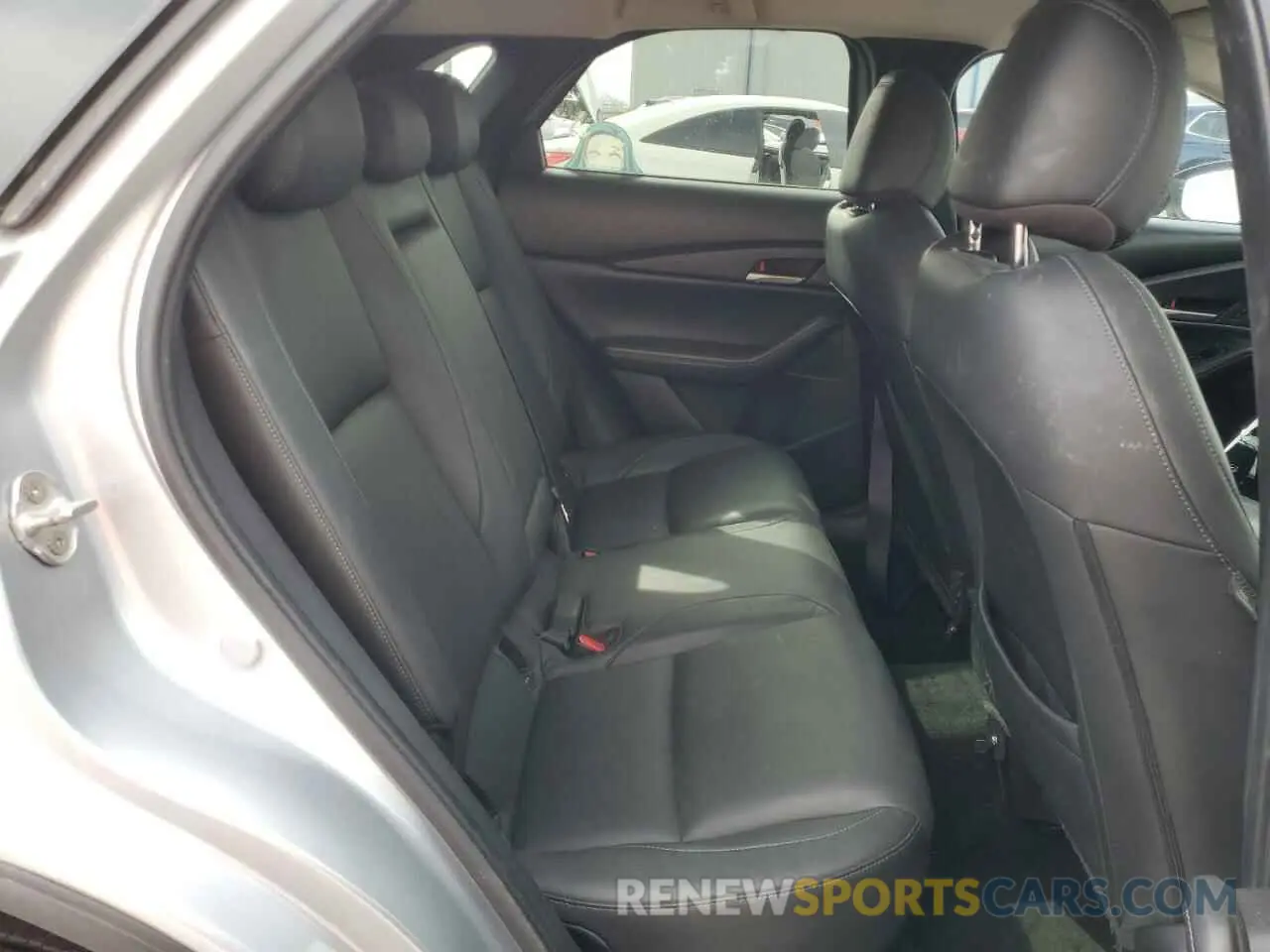 11 fotografías del automóvil dañado 3MVDMABLXMM256327 MAZDA CX30 2021